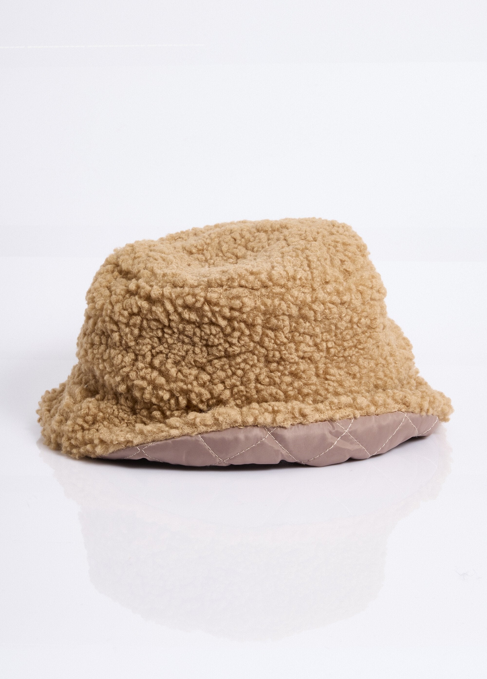 Reversible_loop_knit/quilted_bob_Beige_DE2_slim