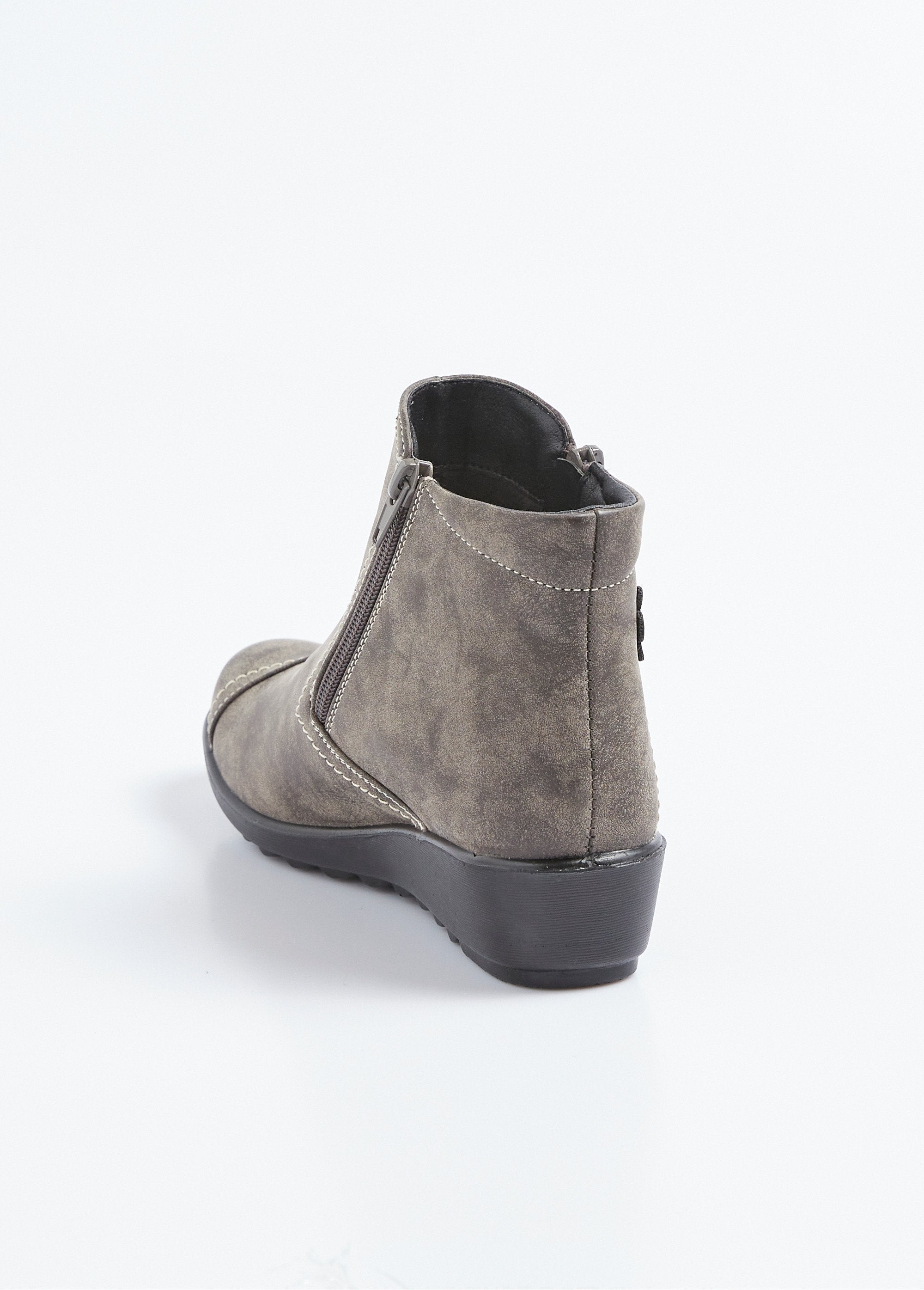 Comfort_width_wedge_boots_with_double_zipper_Mole_DO1_slim
