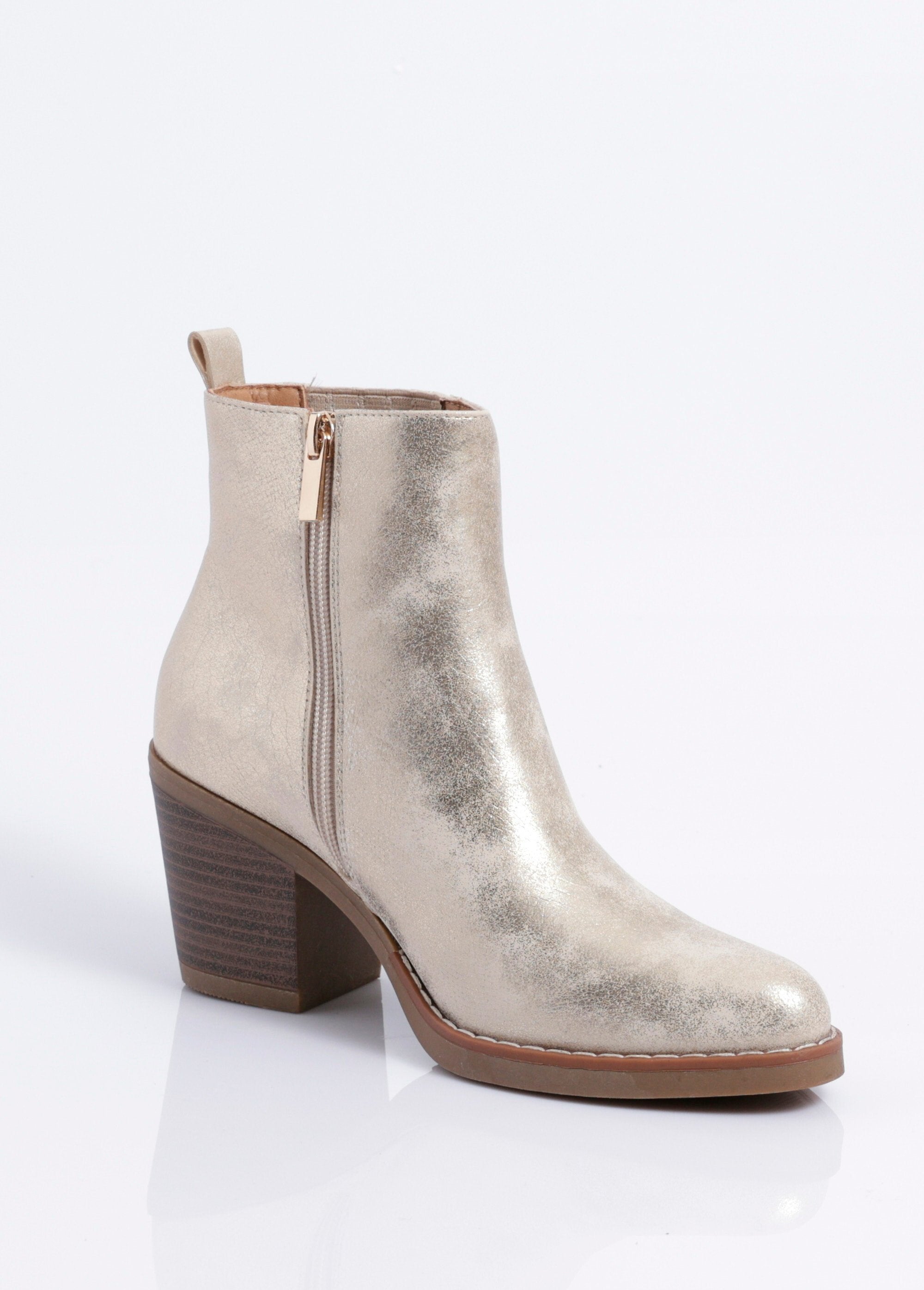 Western-themed_metallic_heeled_boots_Golden_DE1_slim