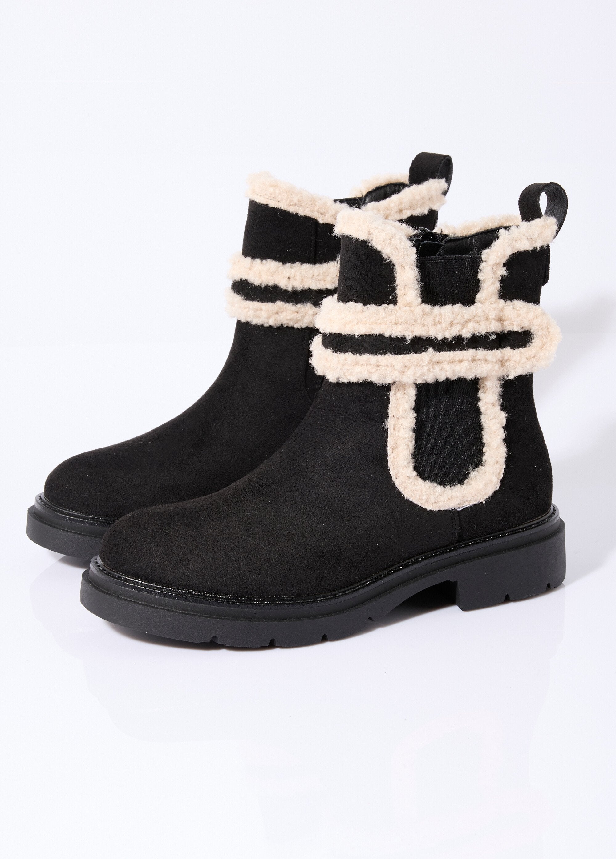 Suede_boots_with_wool-look_details_Black_DE1_slim