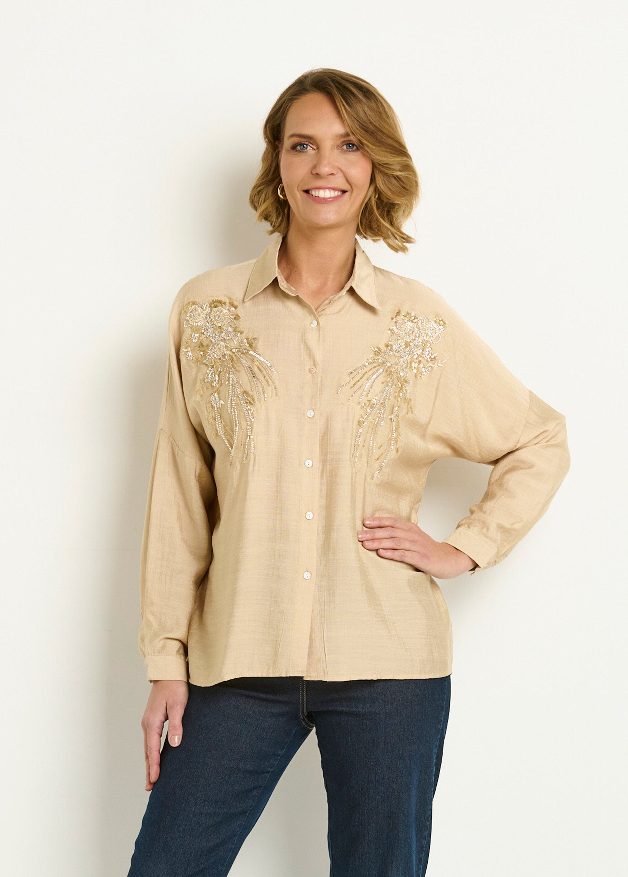 Blouse_with_pearl_and_sequin_embroidery_Beige_FA1_slim