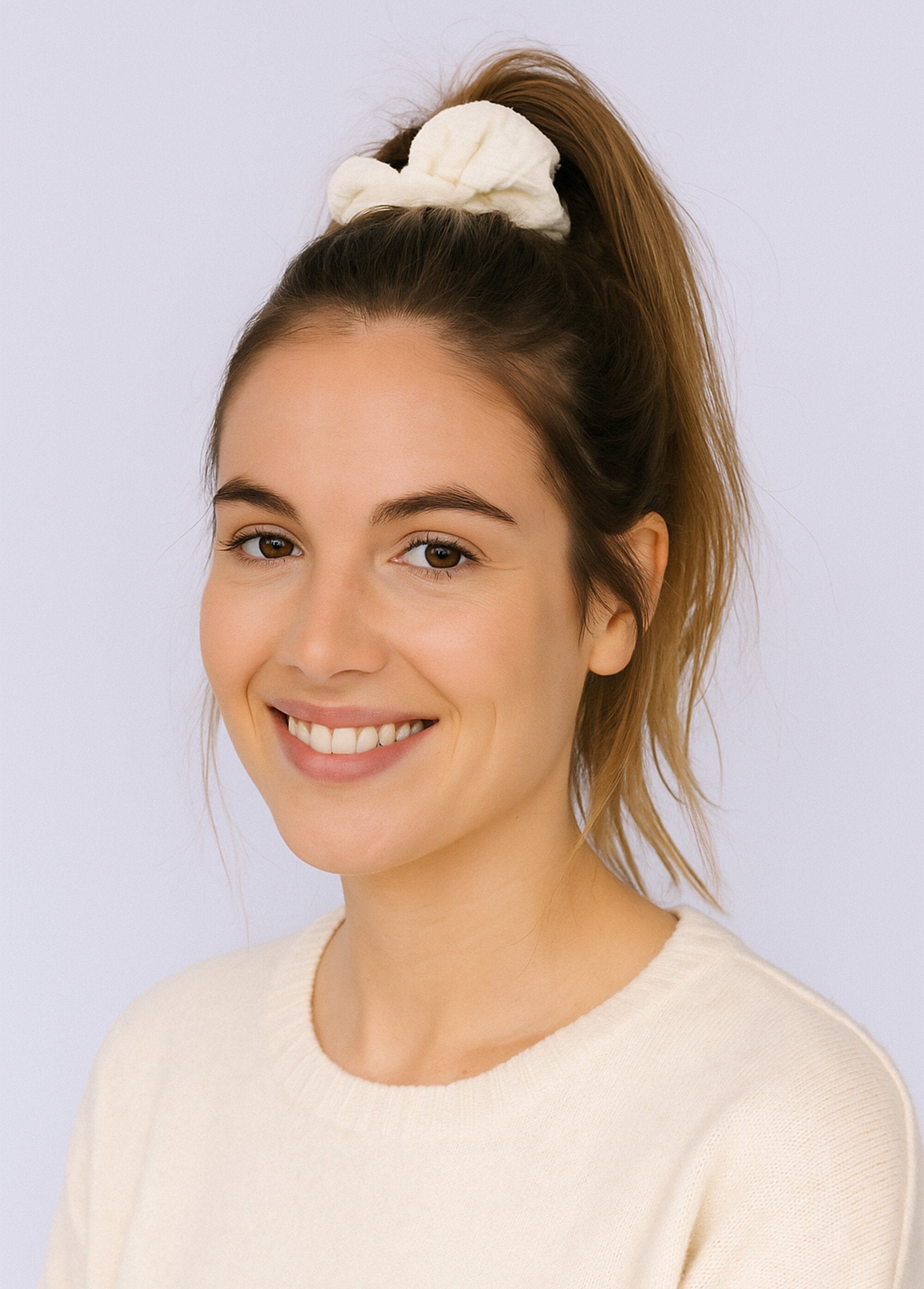 Hair_scrunchie,_crinkled_knit_White_SF1_slim