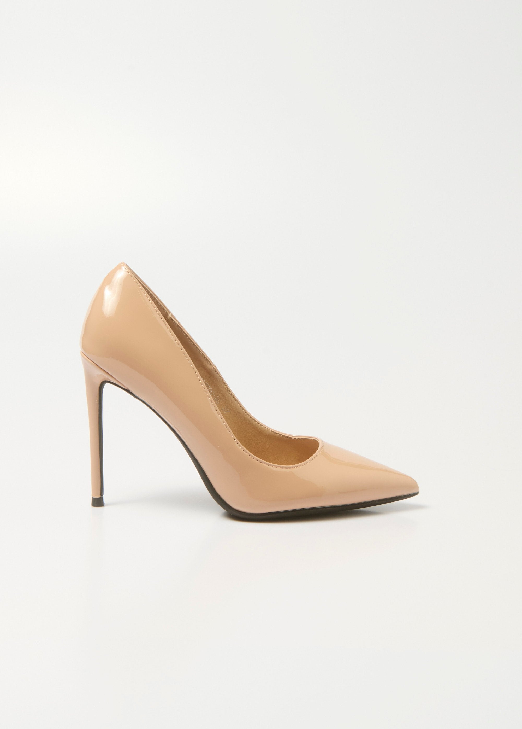 Patent_stiletto_heel_pumps_Beige_varnish_DR1_slim
