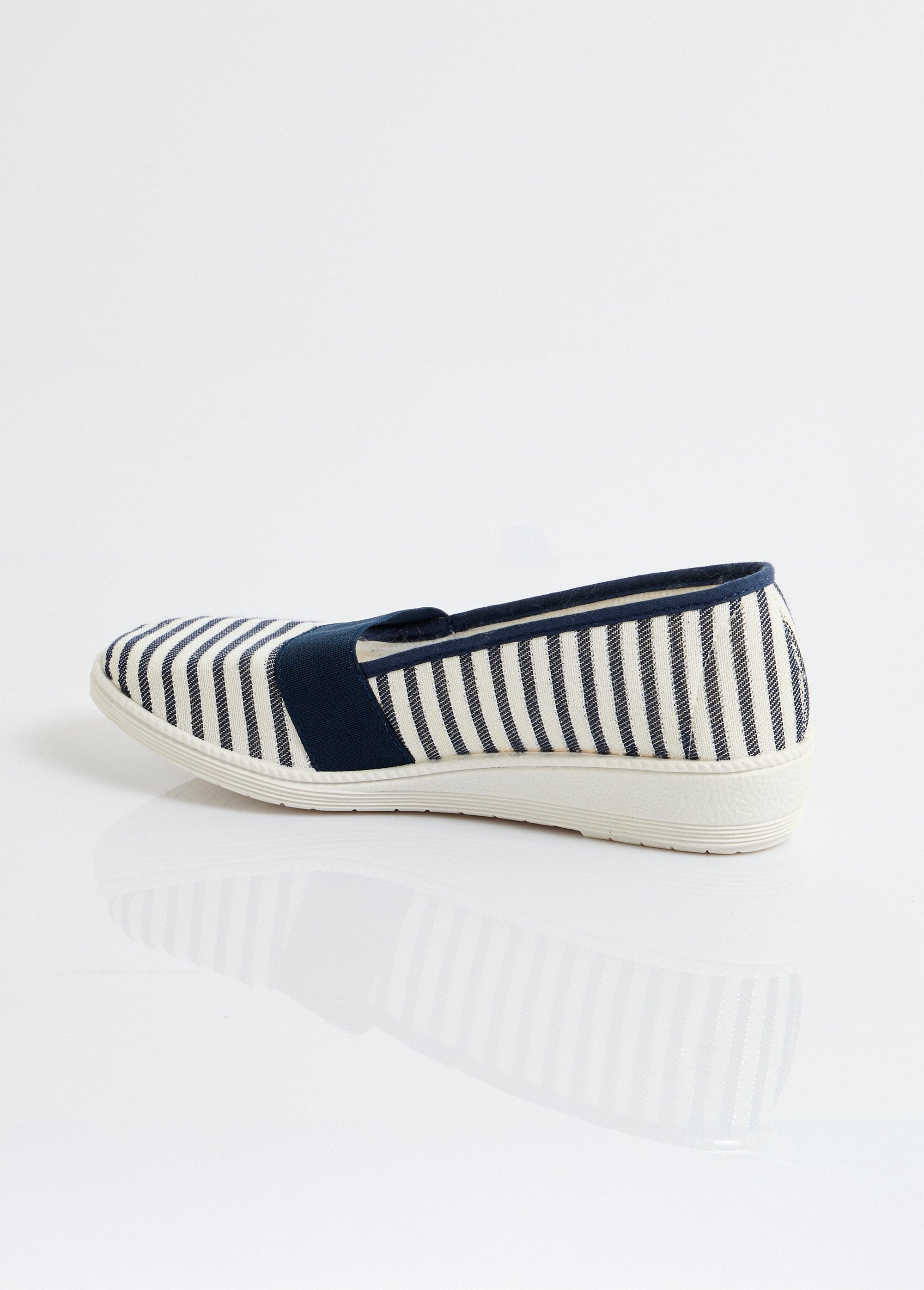 Comfort_width_elasticated_espadrilles_Marine_DO1_slim