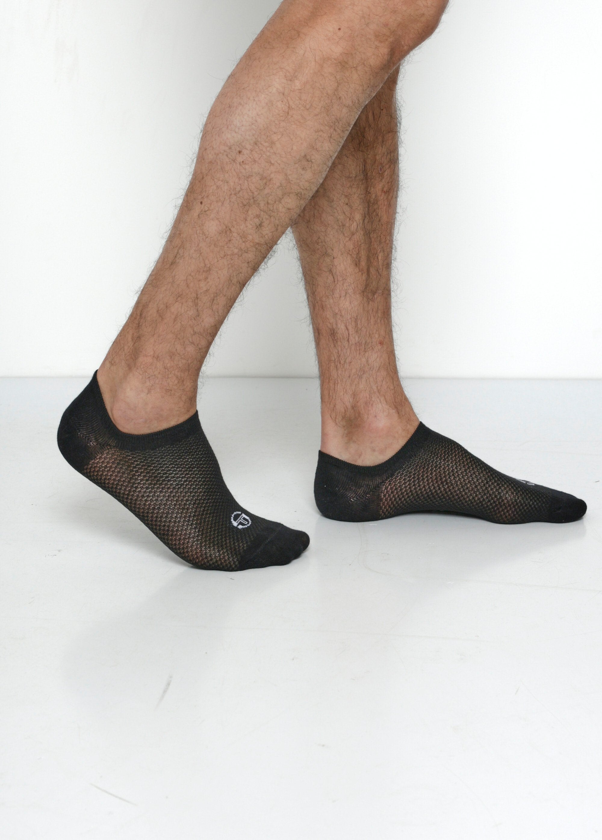 Pack_of_3_invisible_sports_socks_Black_DR1_slim