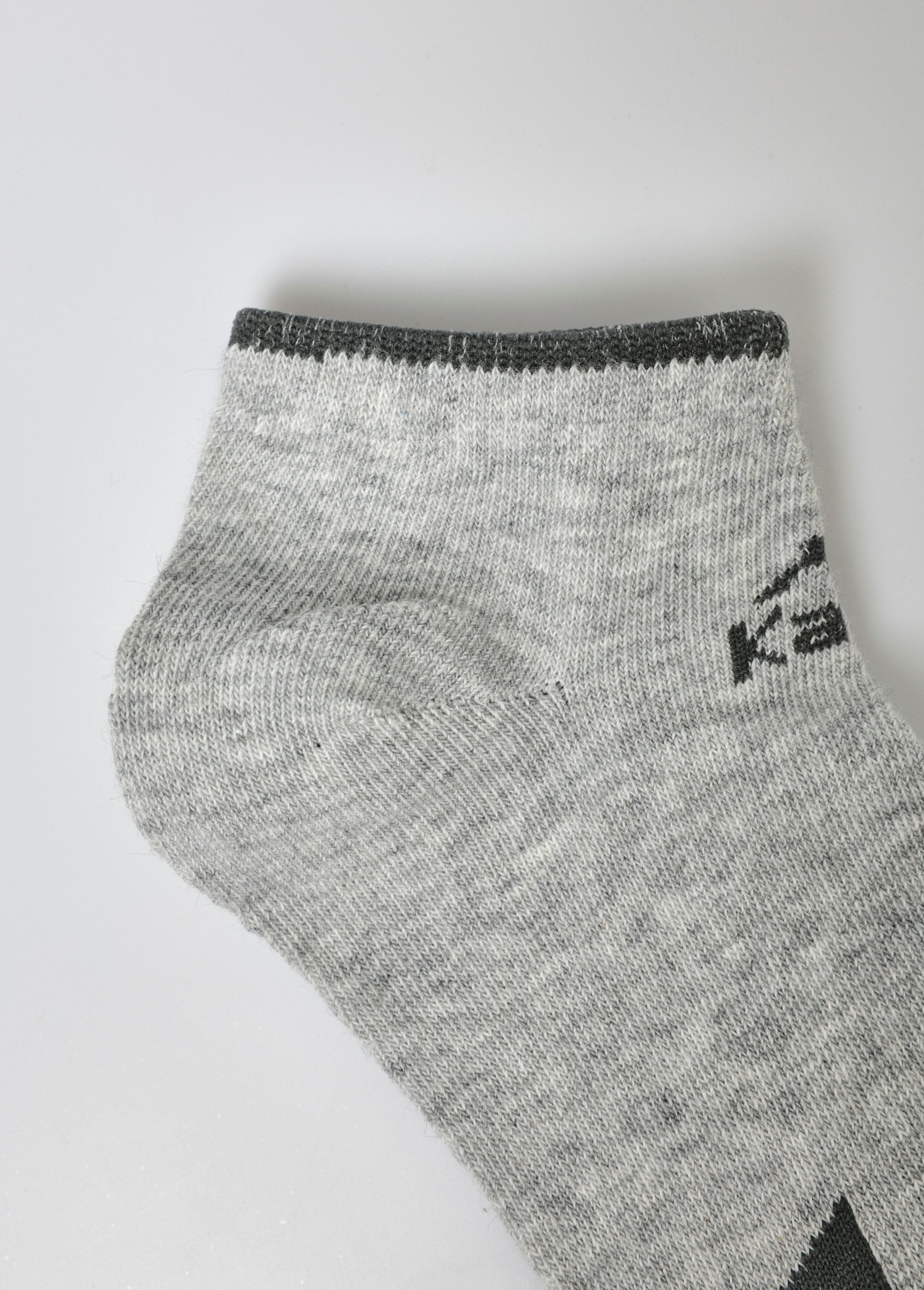 Pack_of_3_striped_and_logo_socks_Assorted_white_DE3_slim