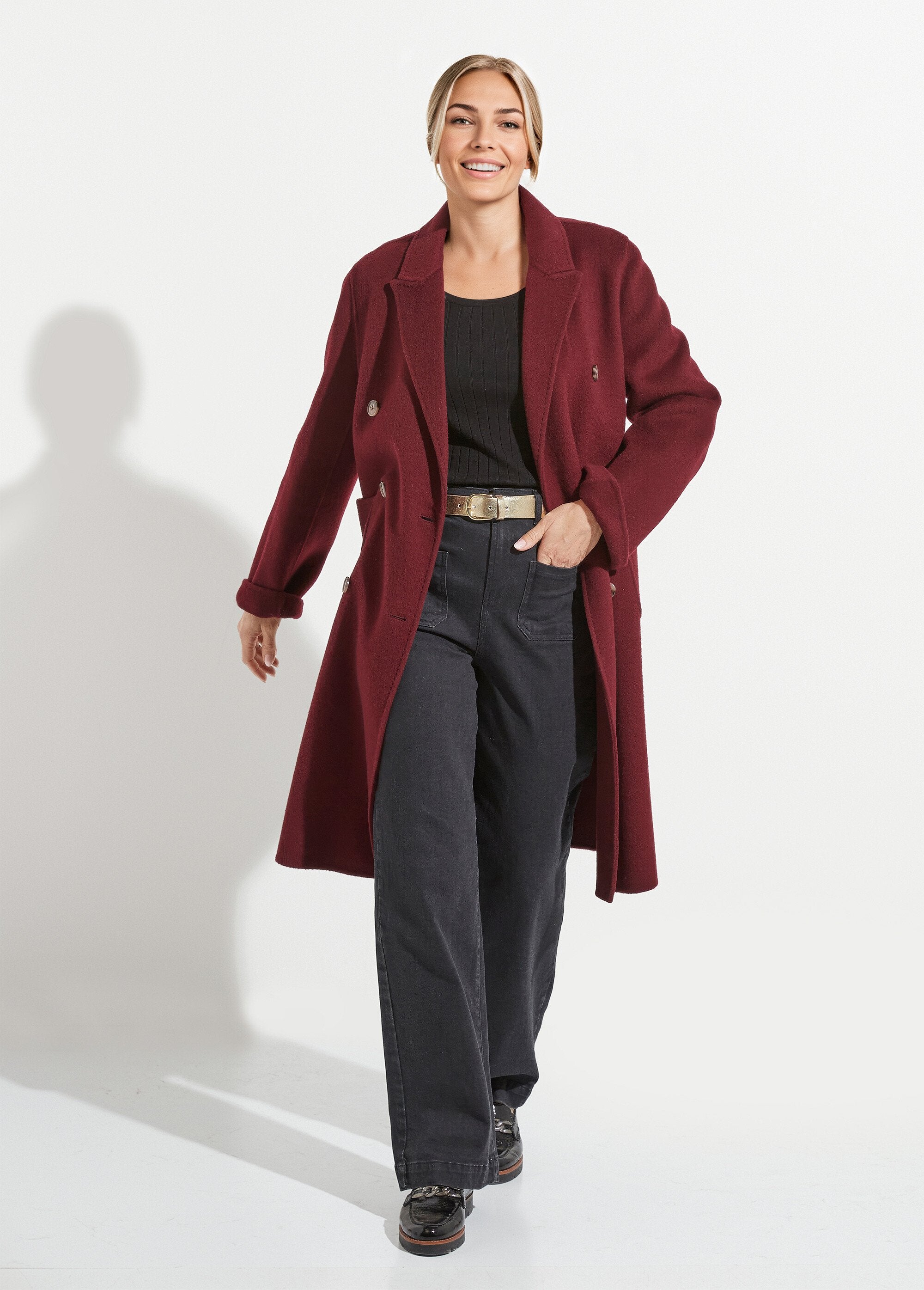Long_woolen_coat_with_tailored_collar_Plum_SF1_slim