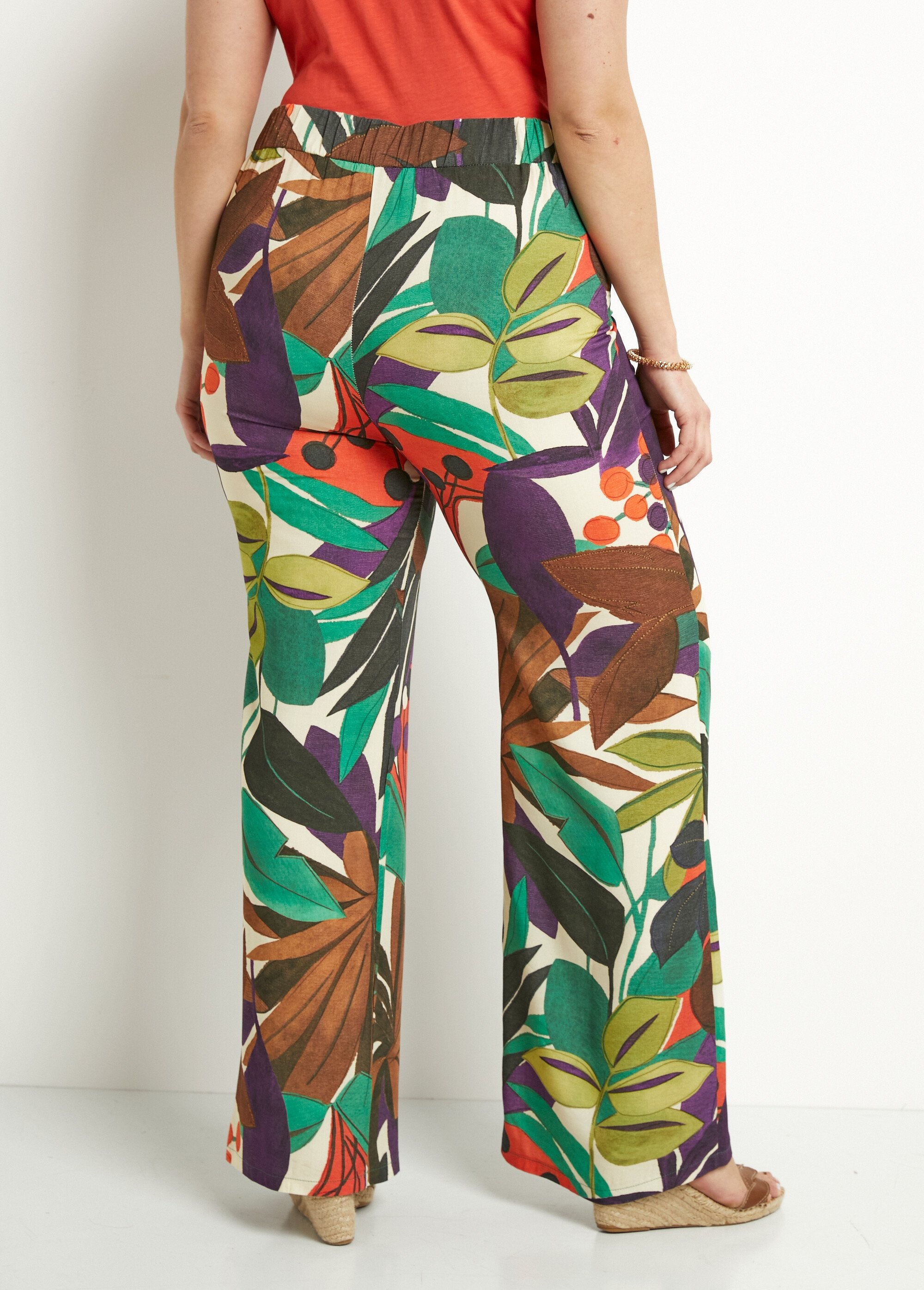 Wide_printed_elasticated_waist_pants_Multicolor_DO1_curvy