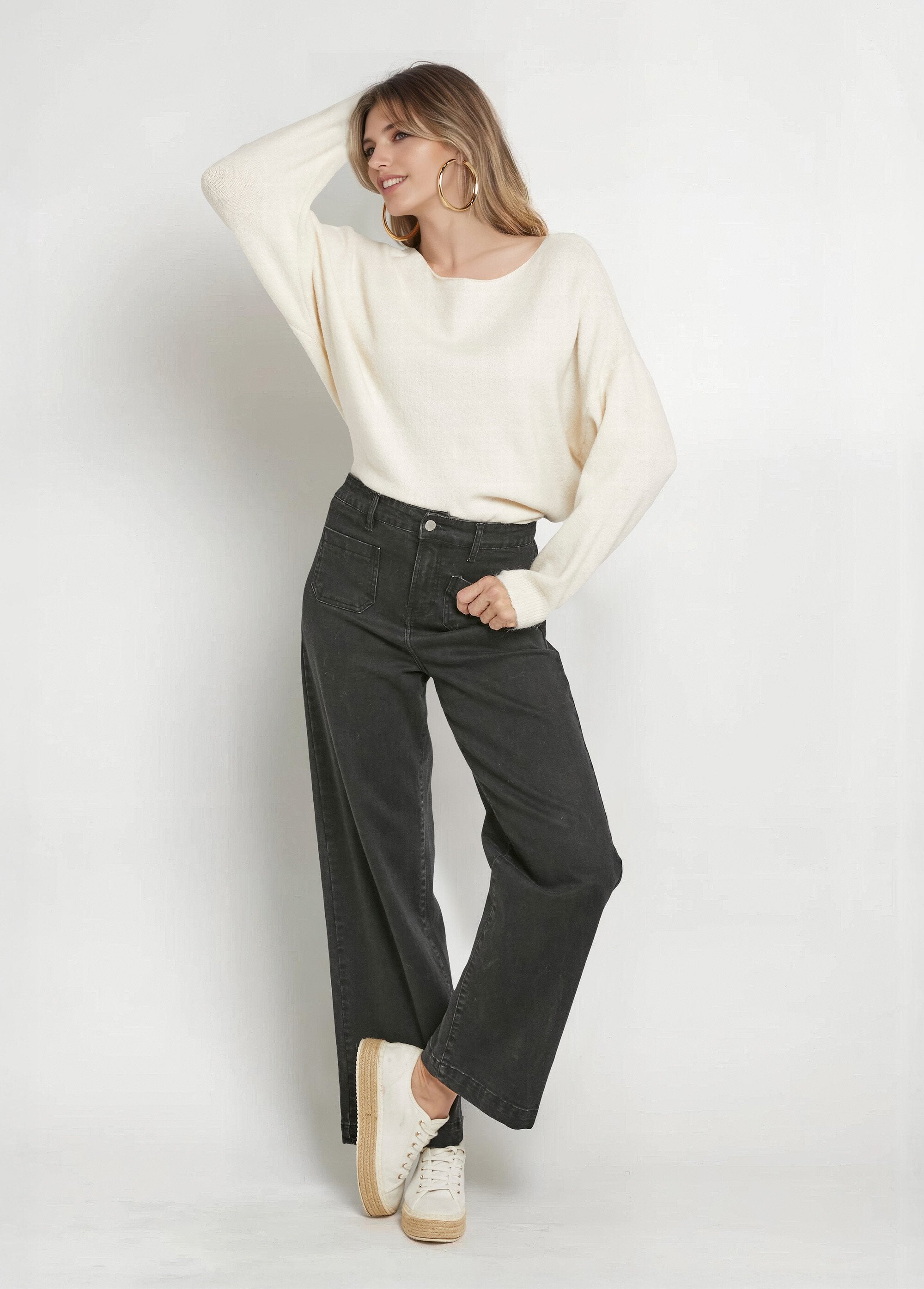 Warm_wool_sweater_with_boat_neckline_Ecru_SF1_slim