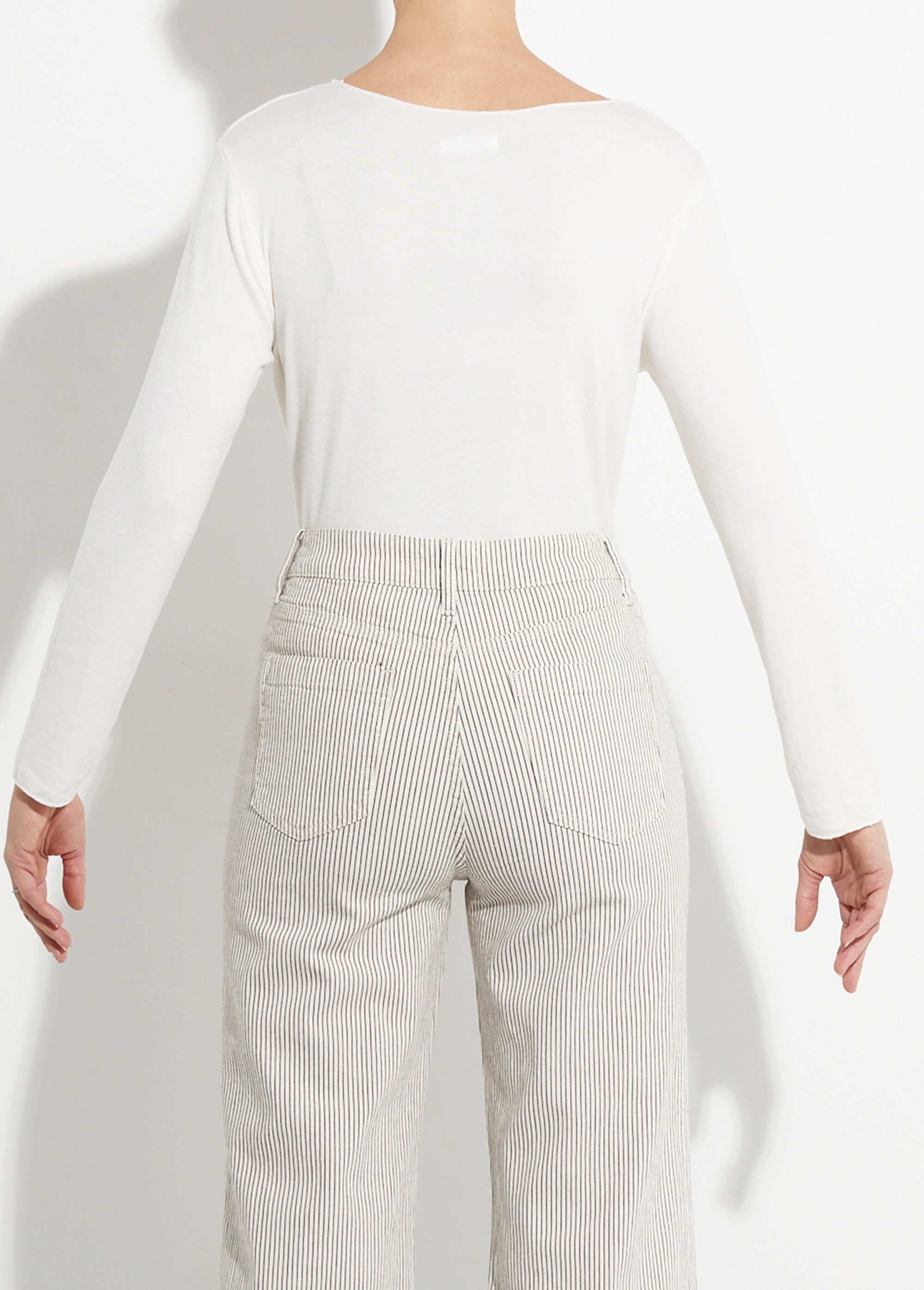 Pull_fin_avec_angora_et_laine,_col_V_Ecru_DO1_slim