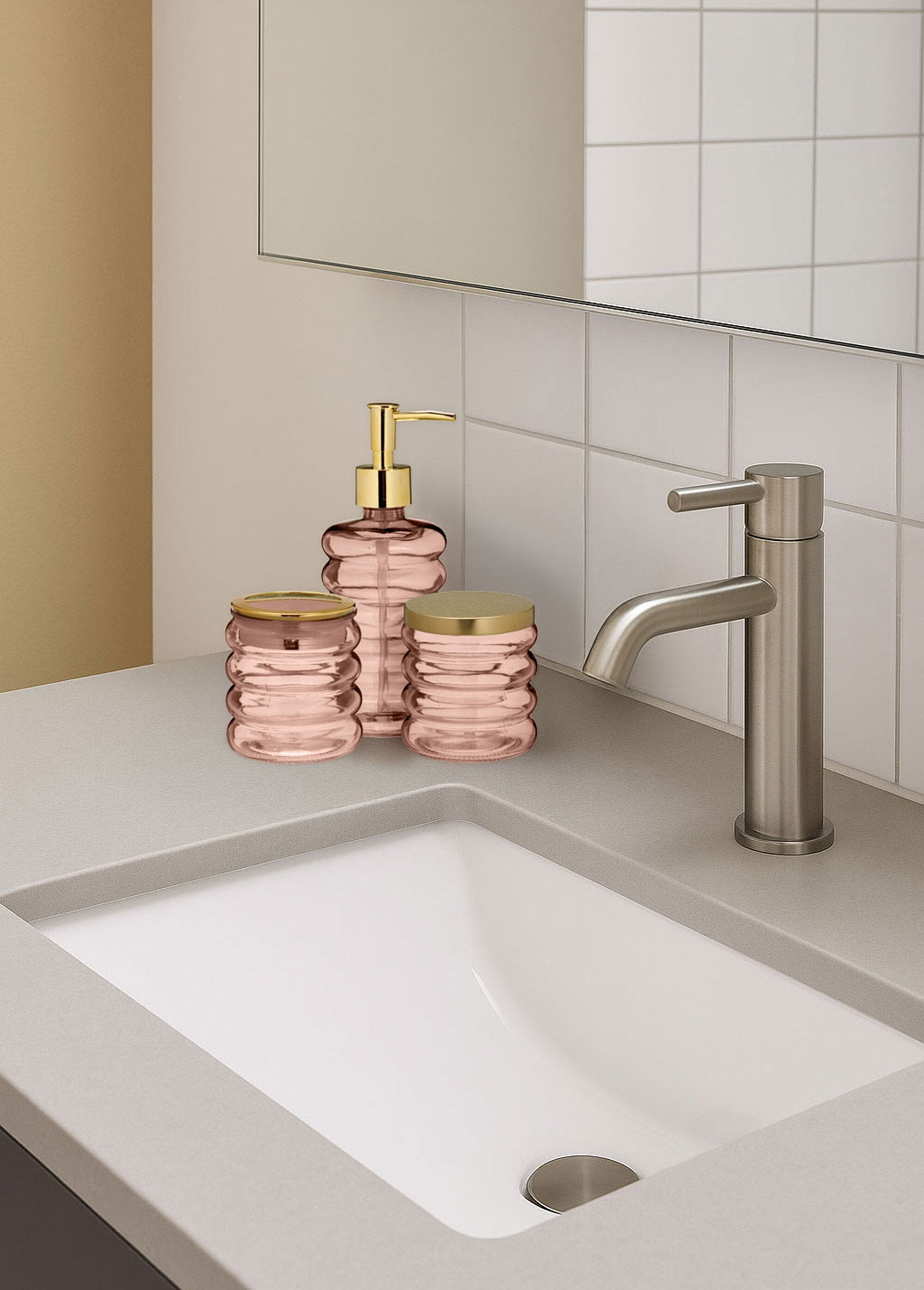 4-piece_glass_bathroom_set_Pink_SF1_slim