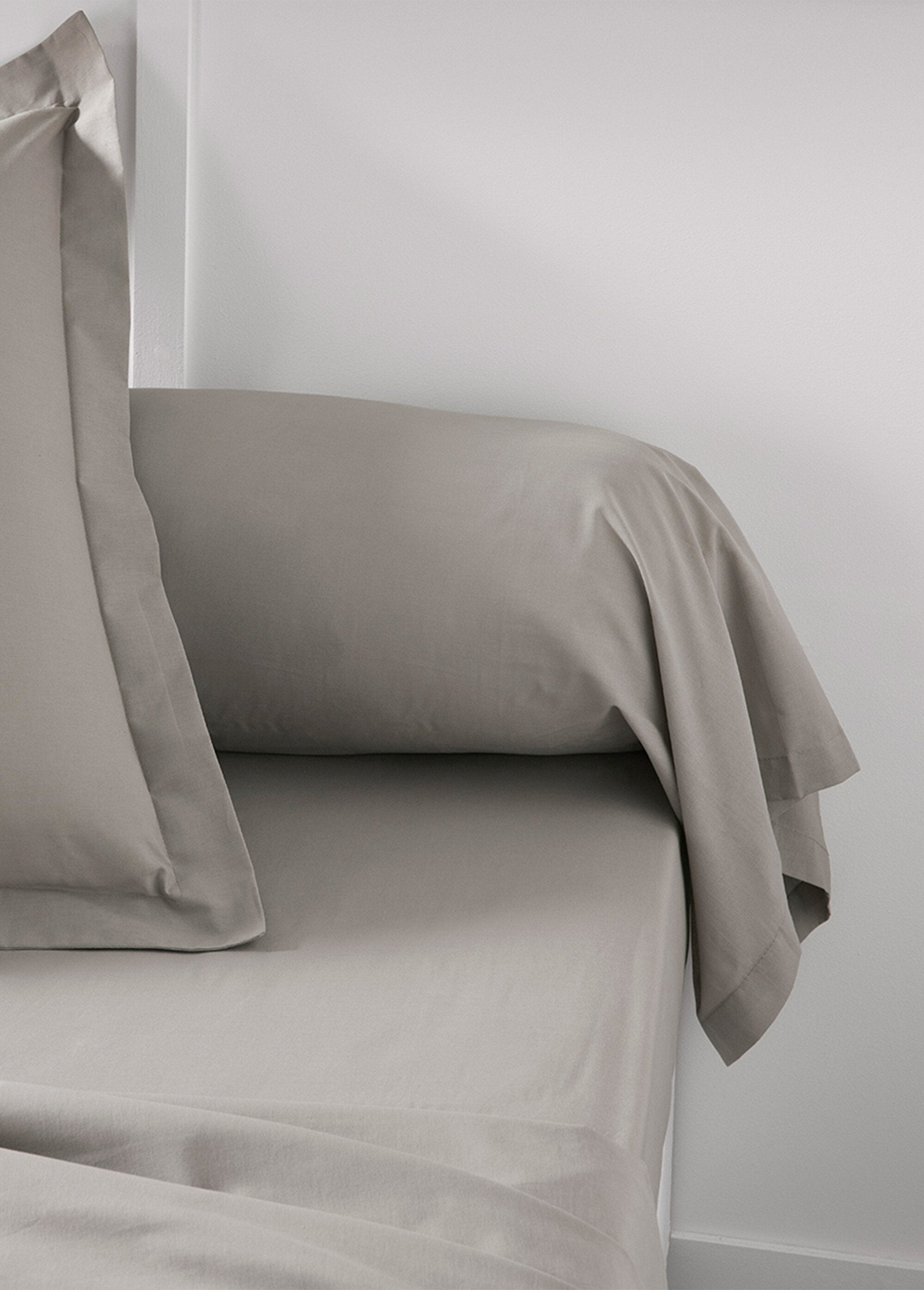 Plain_cotton_pillowcase_Dune_DE2_slim