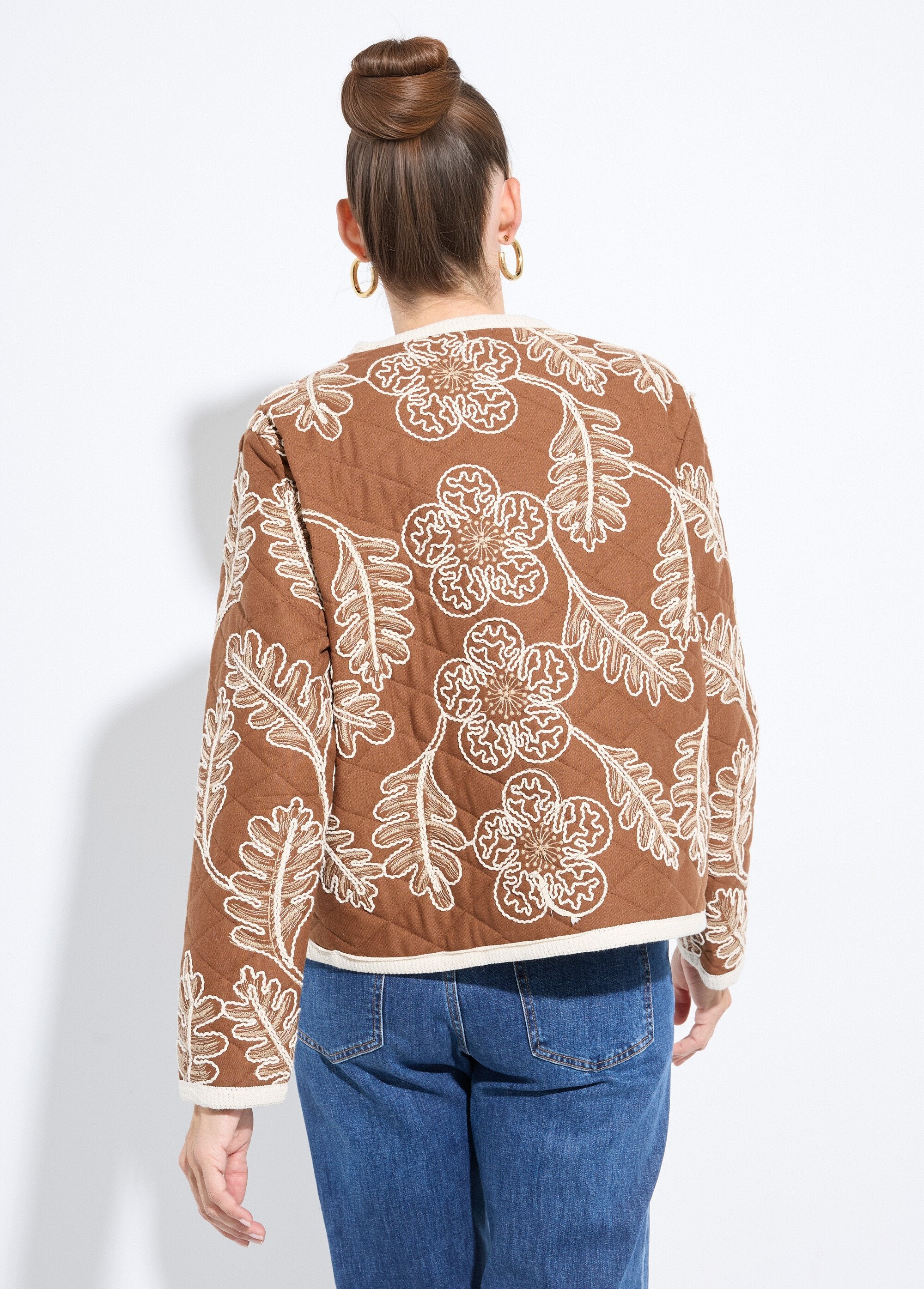 Embroidered_quilted_twill_jacket_camel_DO1_slim
