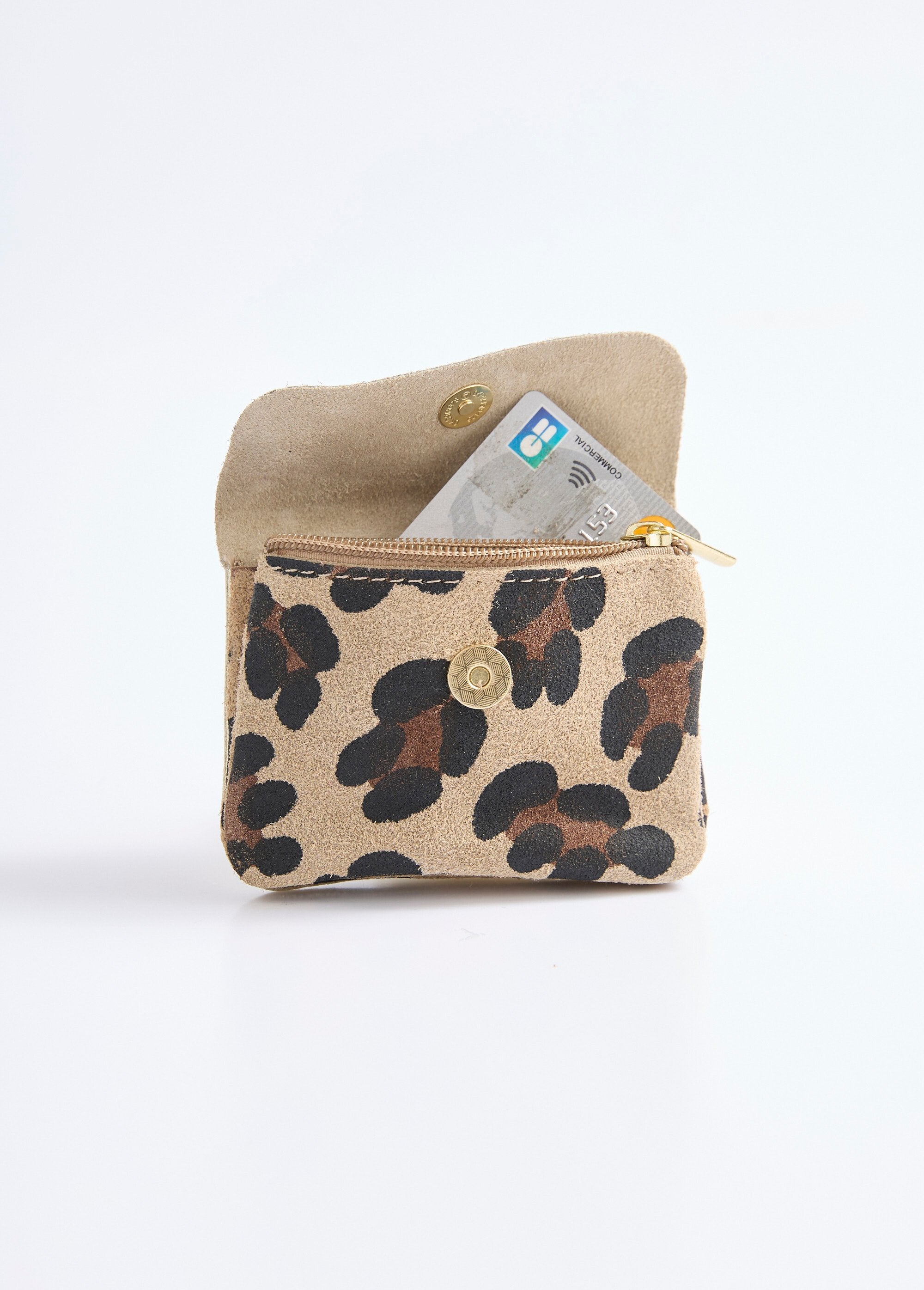 Small_fancy_leather_purse_Leopard_and_gold_DE1_slim