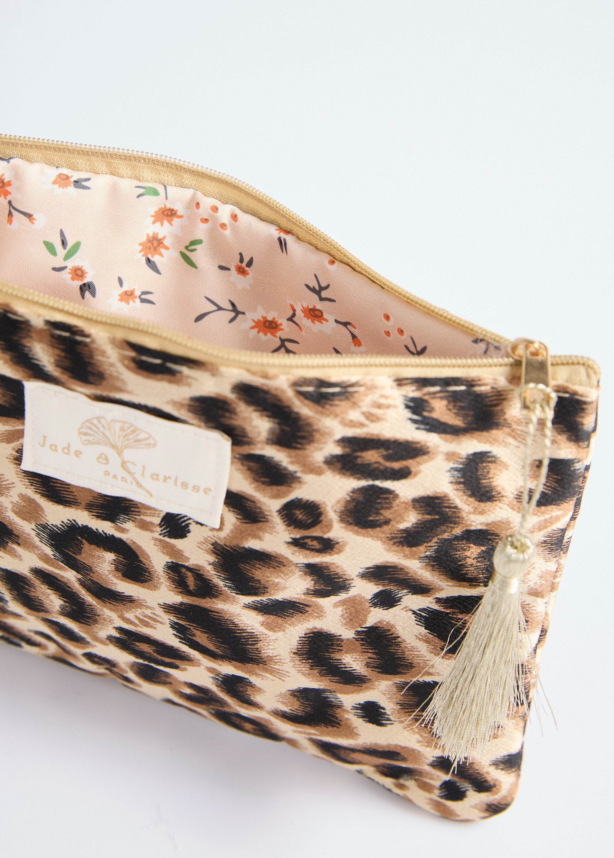 Small_satin_leopard_zipped_pouch_Leopard_DE1_slim