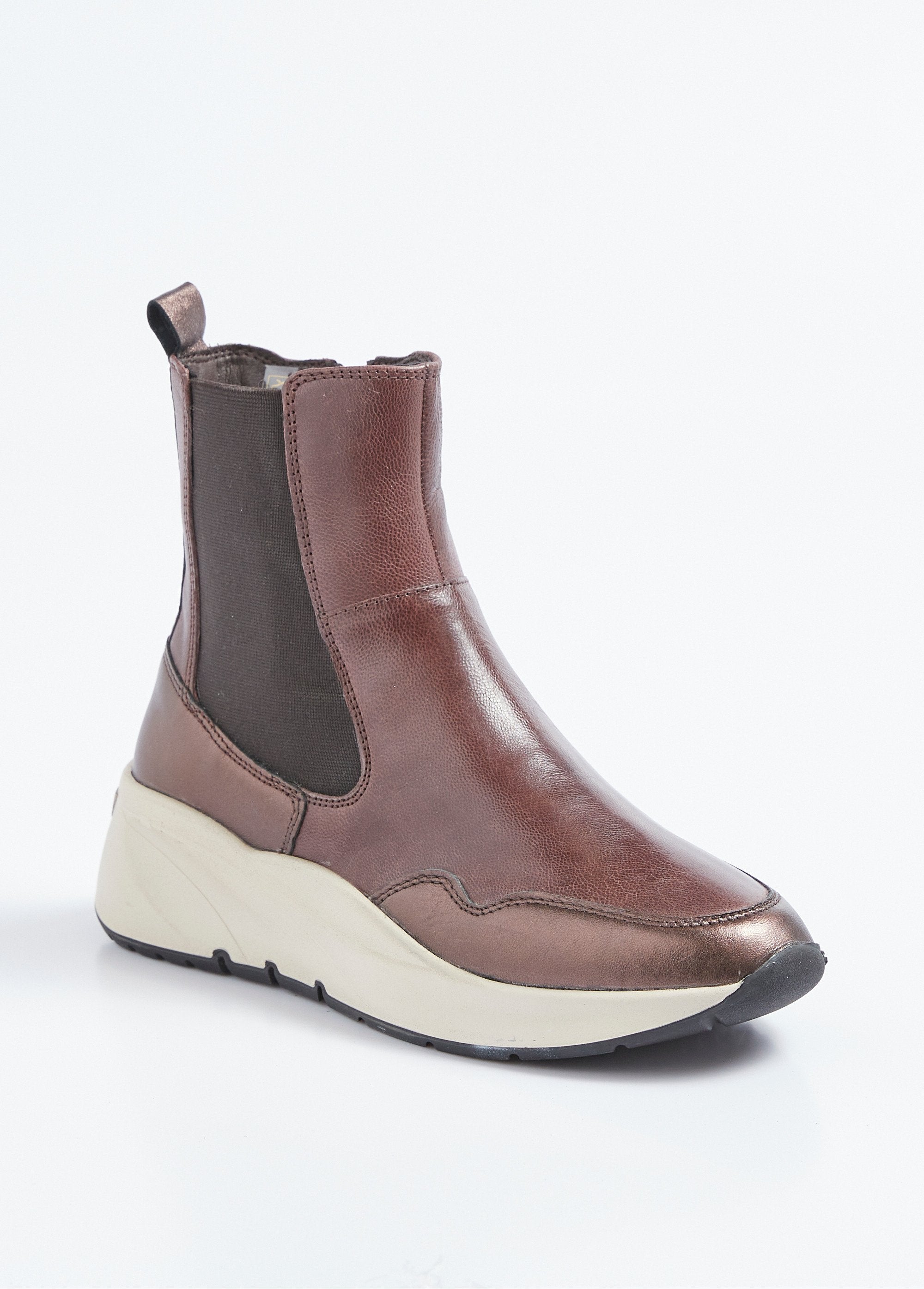 Thick-soled_sportswear_leather_boots_Brown_FA1_slim