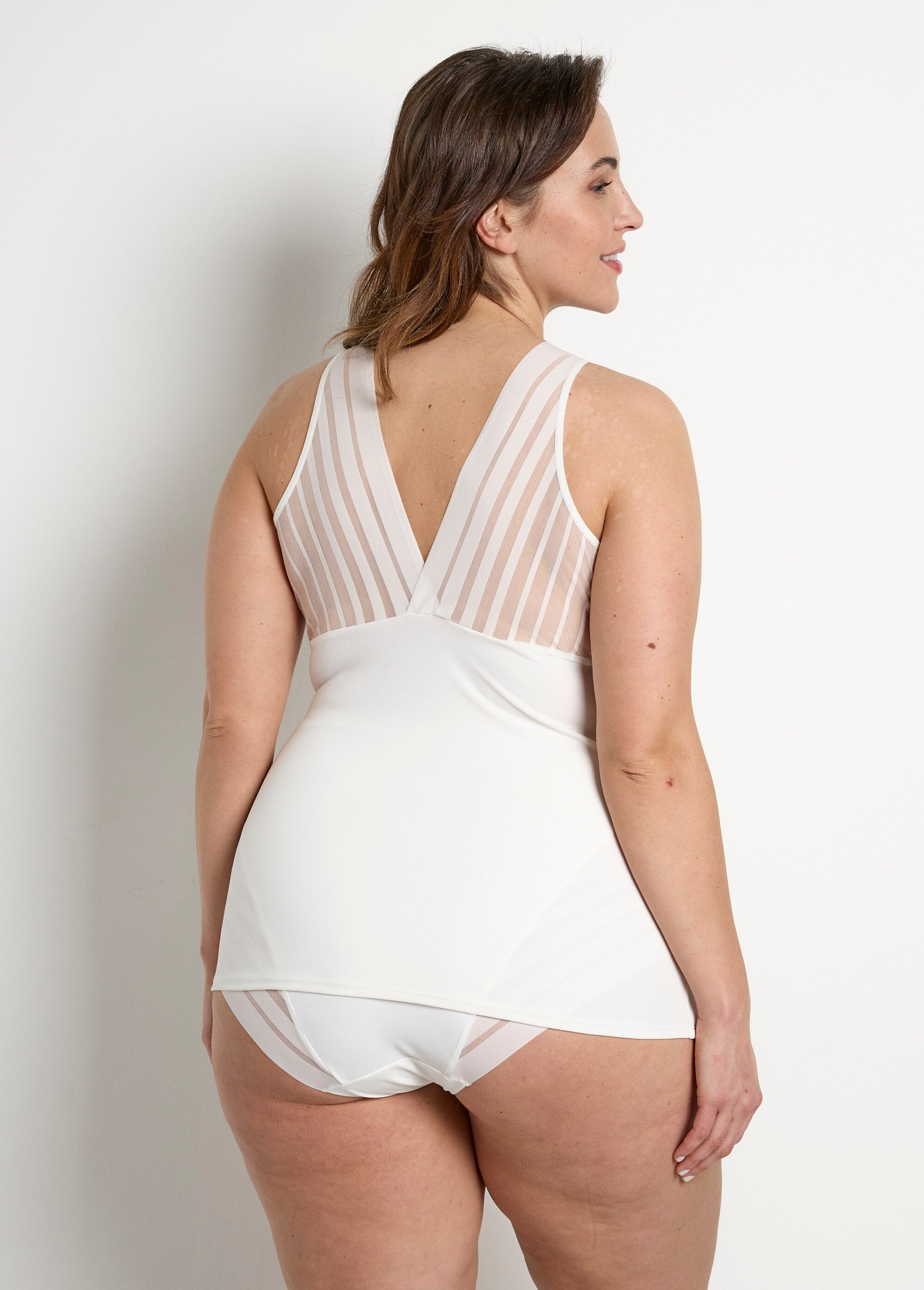 Camisole_cut-out_bra_with_striped_tulle_effect_Ivory_DO1_curvy