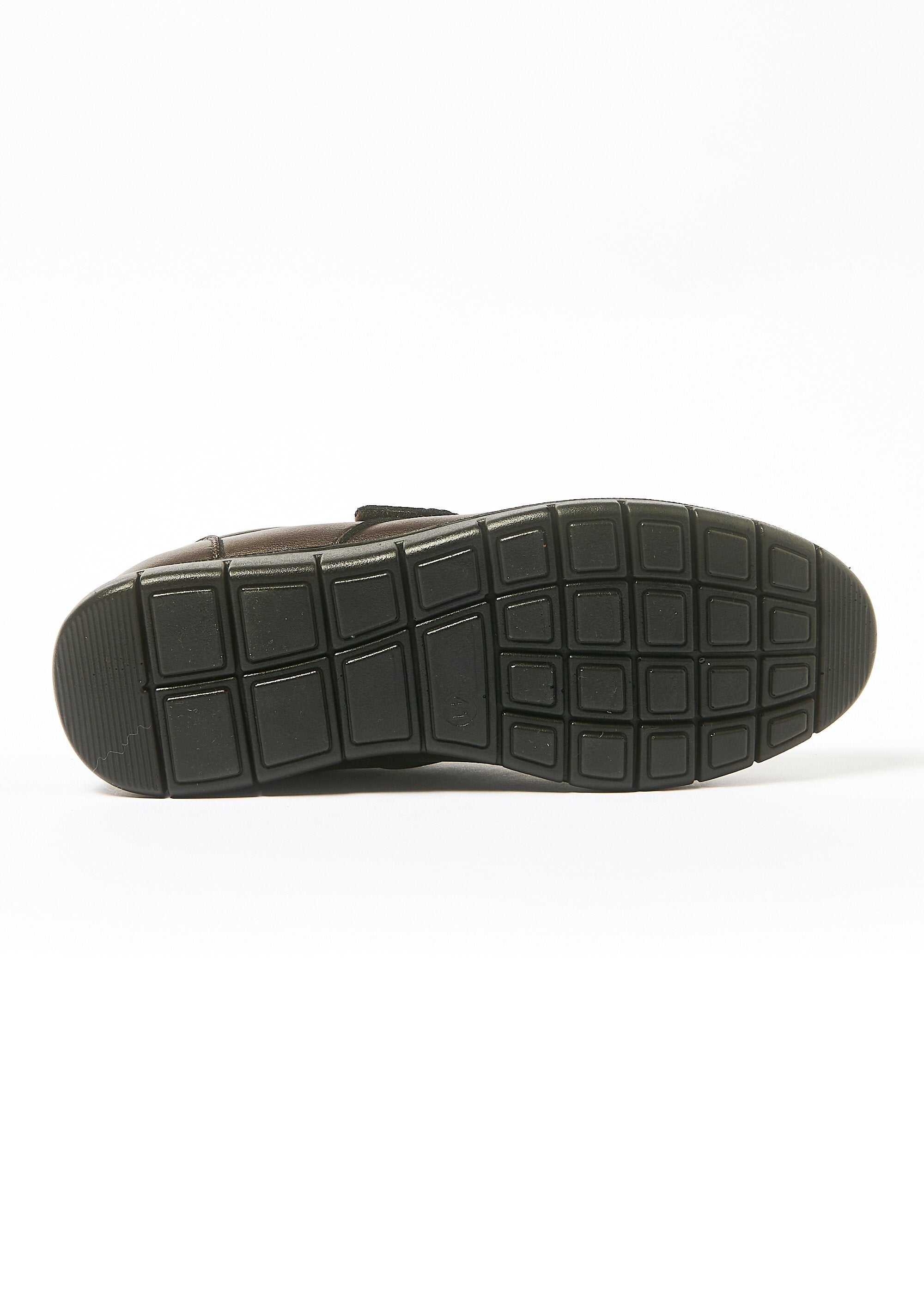 Non-slip_derby_shoes_with_Velcro_Brown_UN1_slim