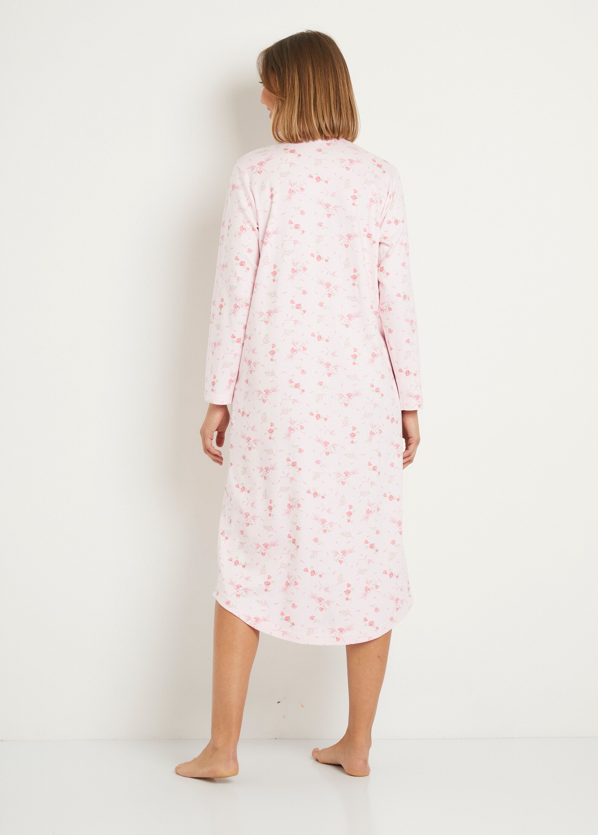 Long_buttoned_nightgown_in_floral_interlock_cotton_Pink_print_DO1_slim