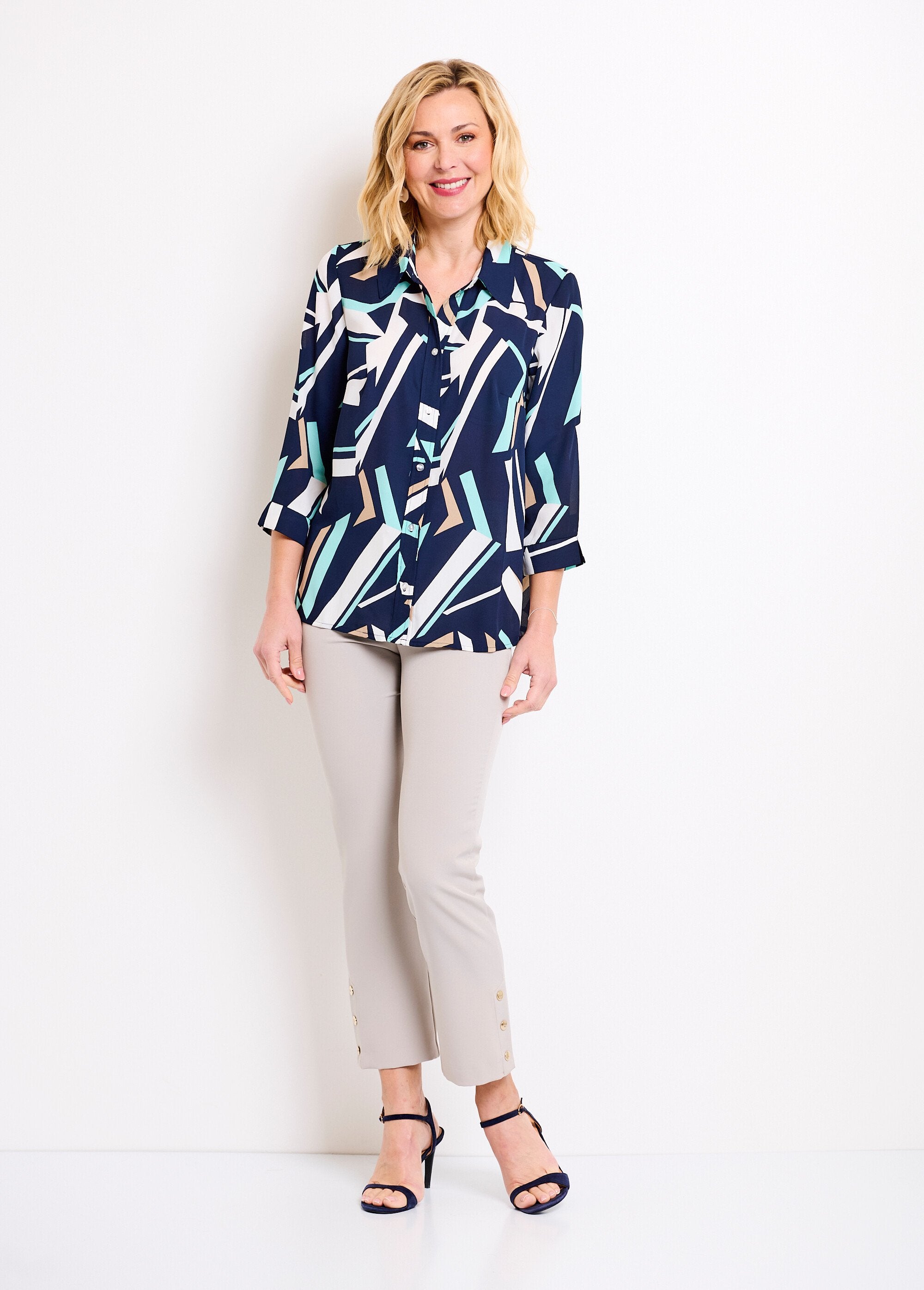 Straight_graphic_blouse_with_3/4_sleeves_Navy_and_beige_SF1_slim