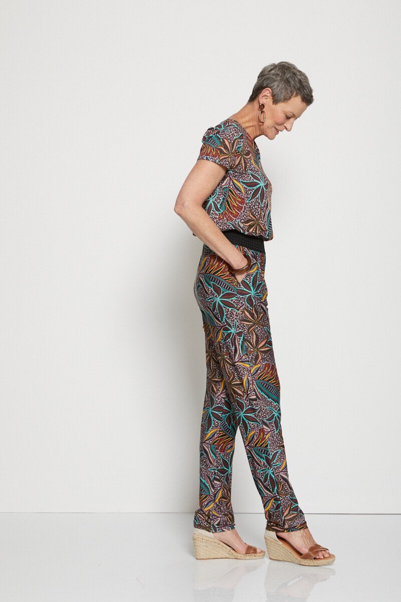 Stretch_knit_jumpsuit_Terracotta_and_green_DR1_slim