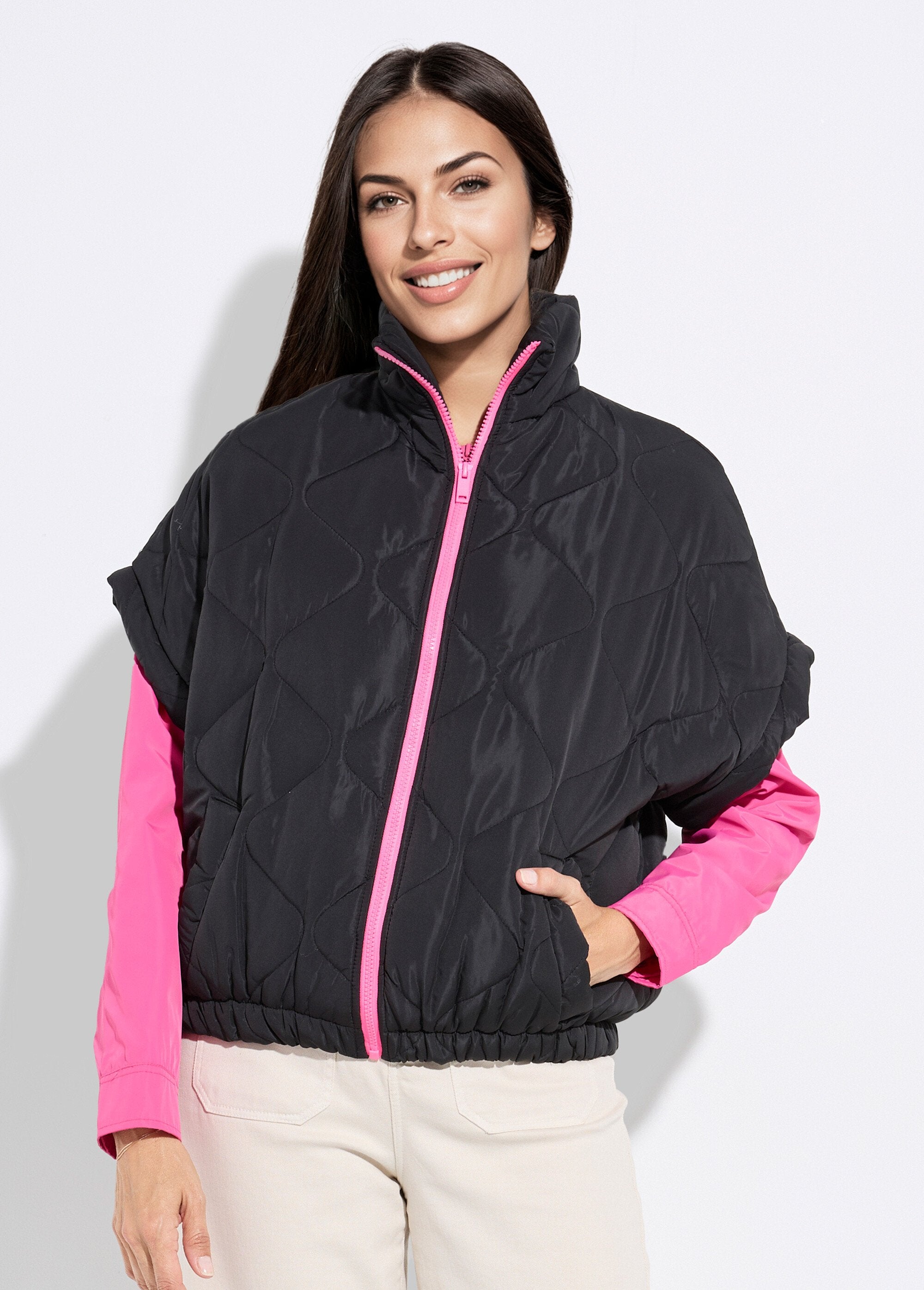 Matte_sleeveless_down_jacket_with_fluorescent_zip_Black_FA1_slim