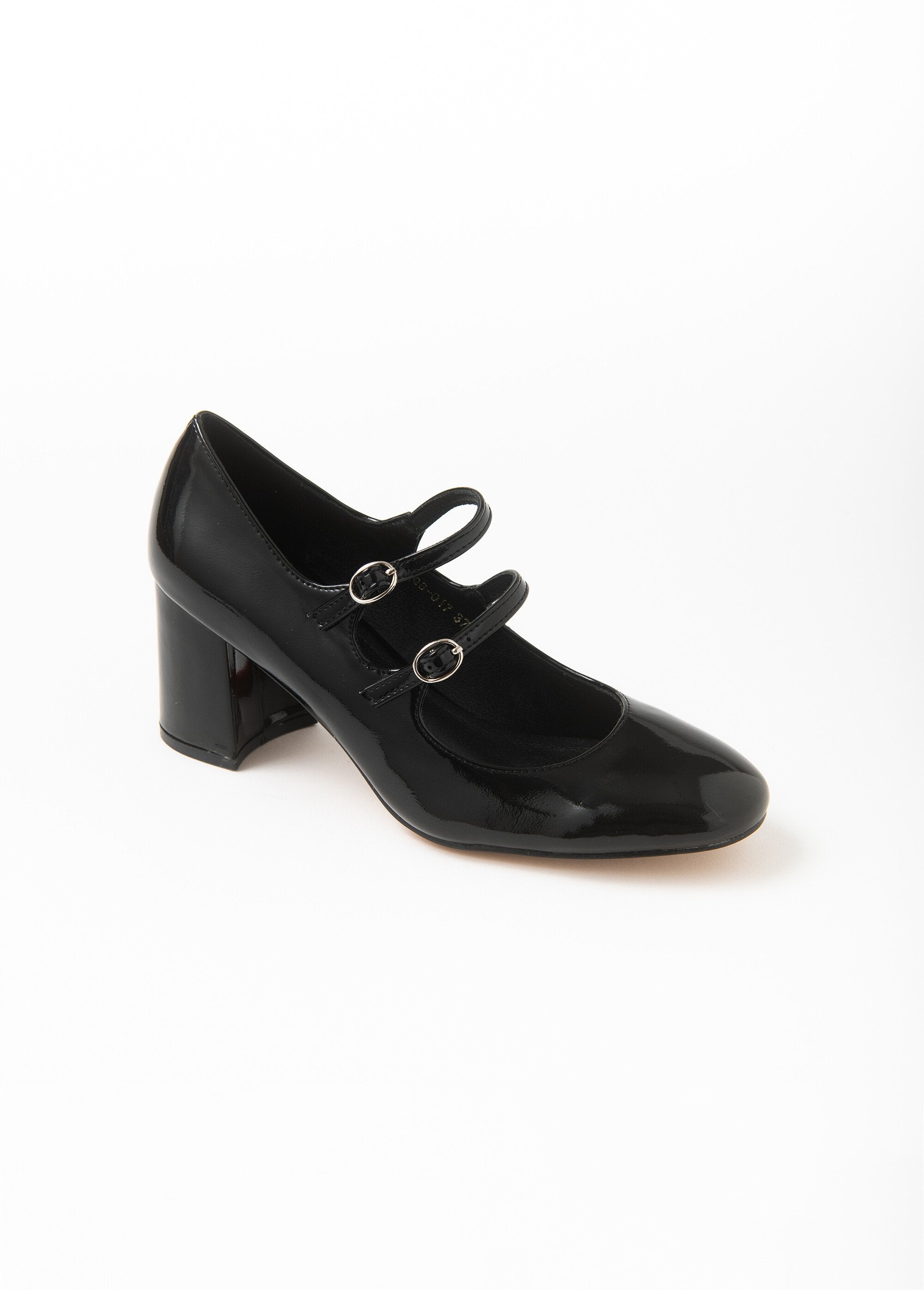 2-strap_baby-style_pumps_Black_varnish__FA1_slim