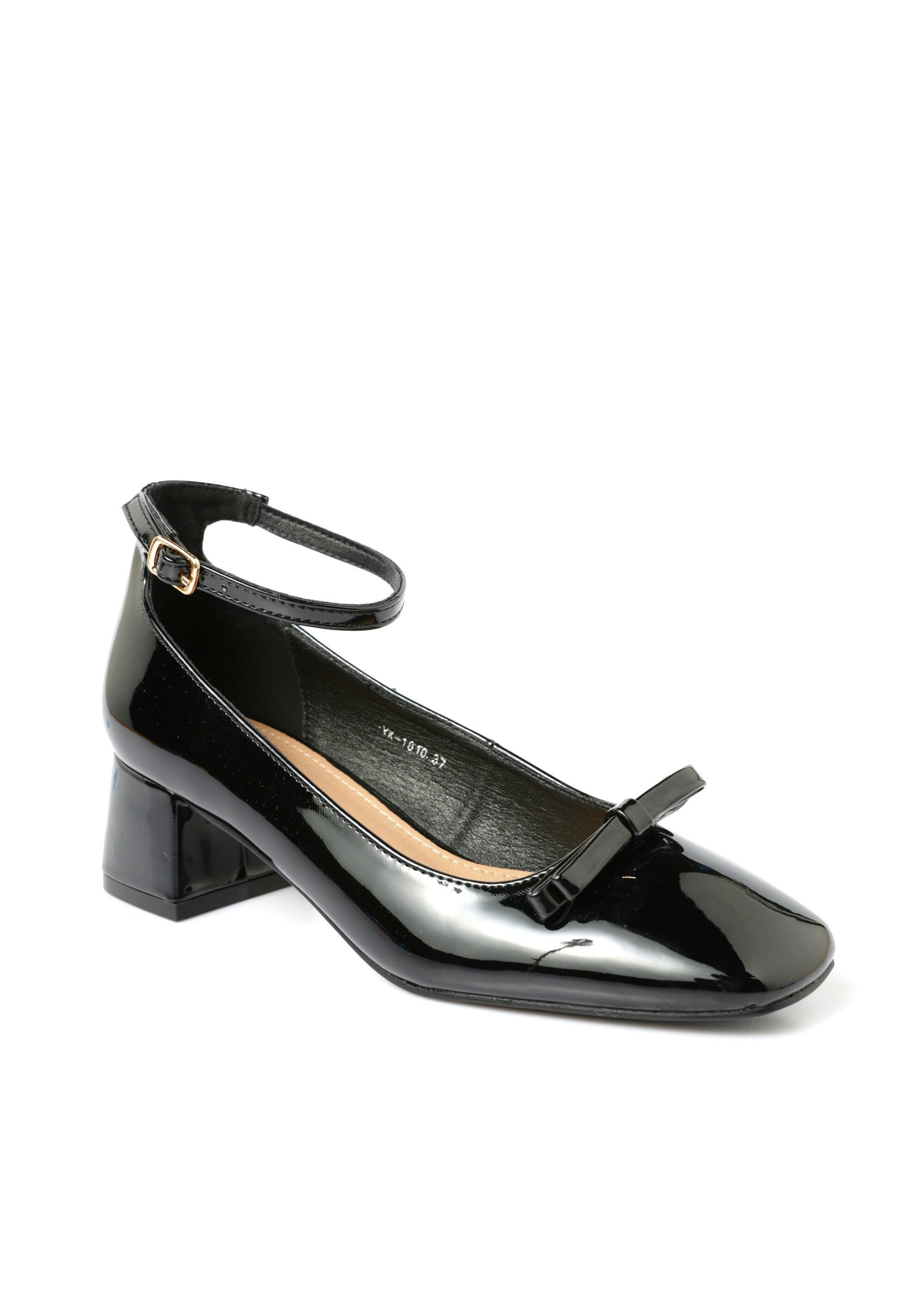 Patent_leather_pumps_with_ankle_strap_Black_FA1_slim