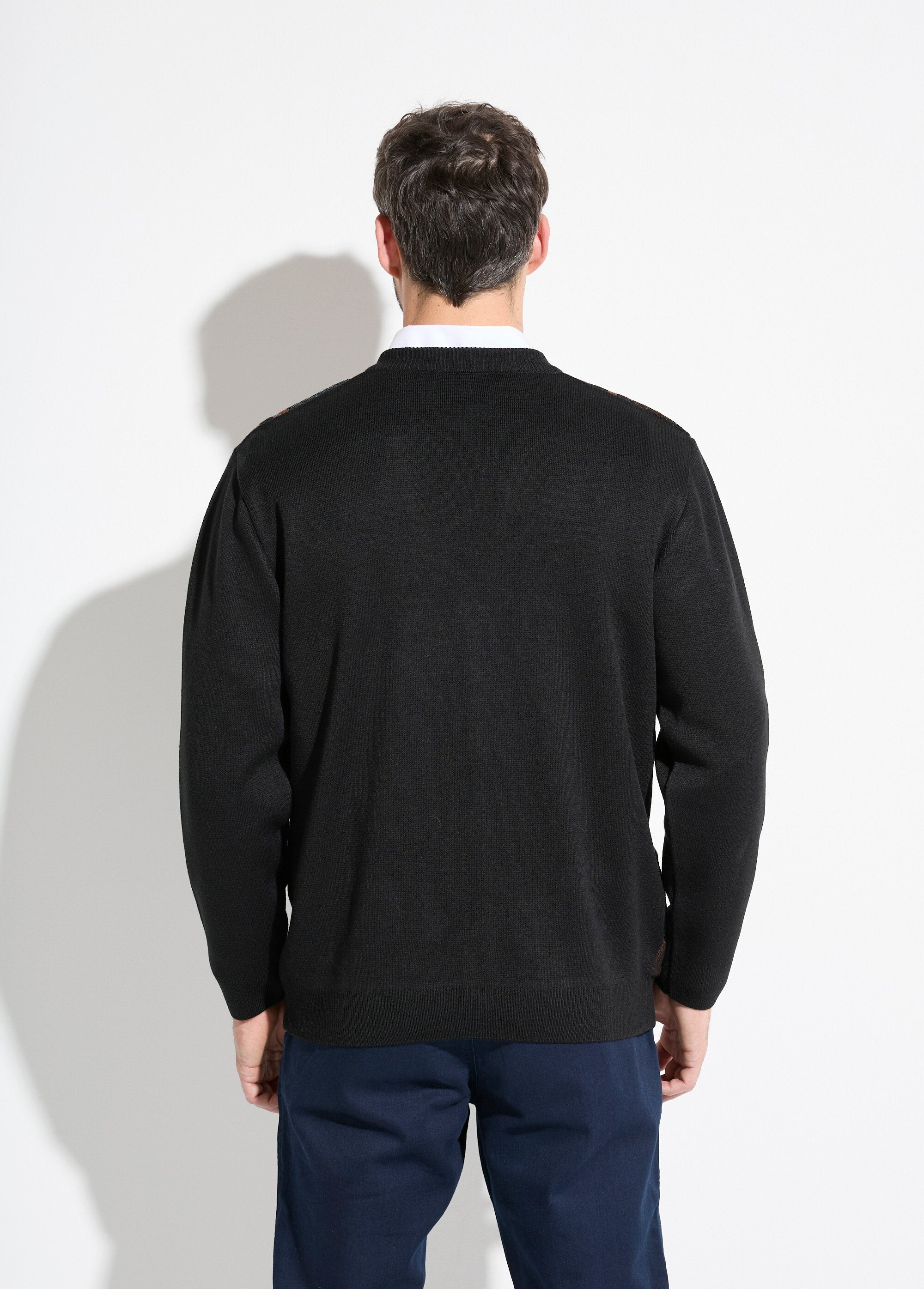 Gilet_col_V_boutonné_rayures_jacquard_laine_Noir_DO1_slim