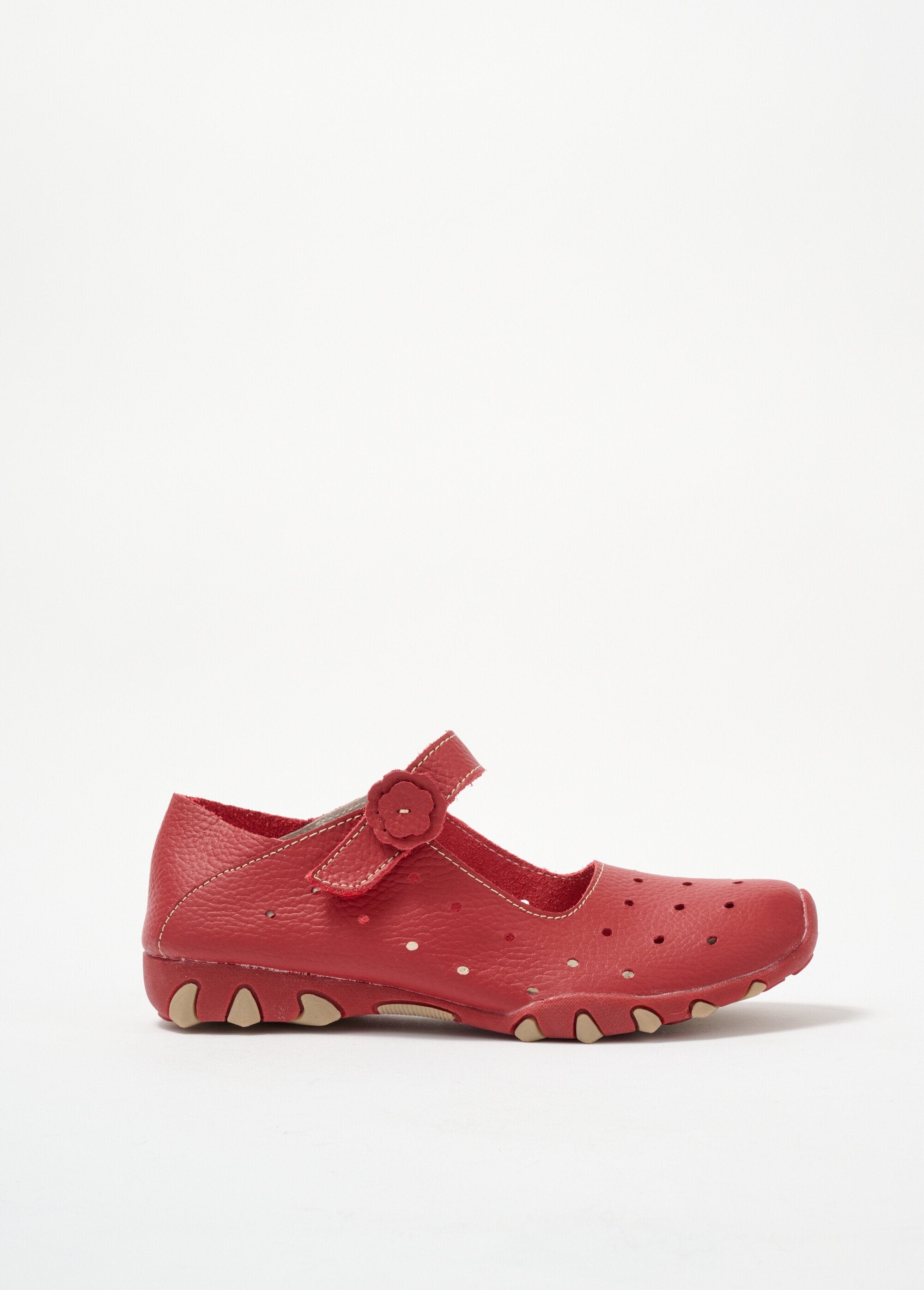 Perforated_ballerina_Red_DR1_slim