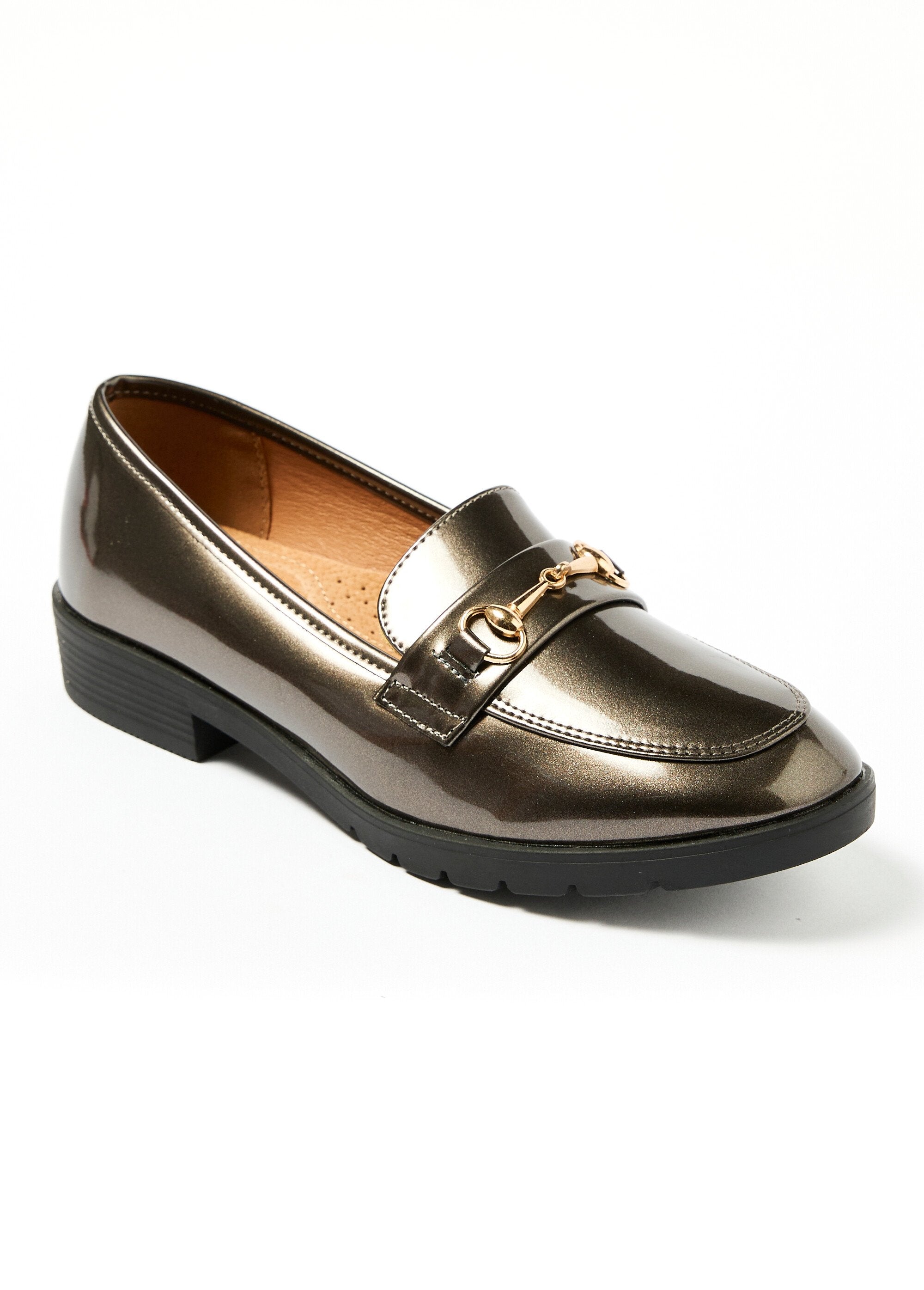 Mocassins_vernis_avec_mors_métal_Gris_FA1_slim