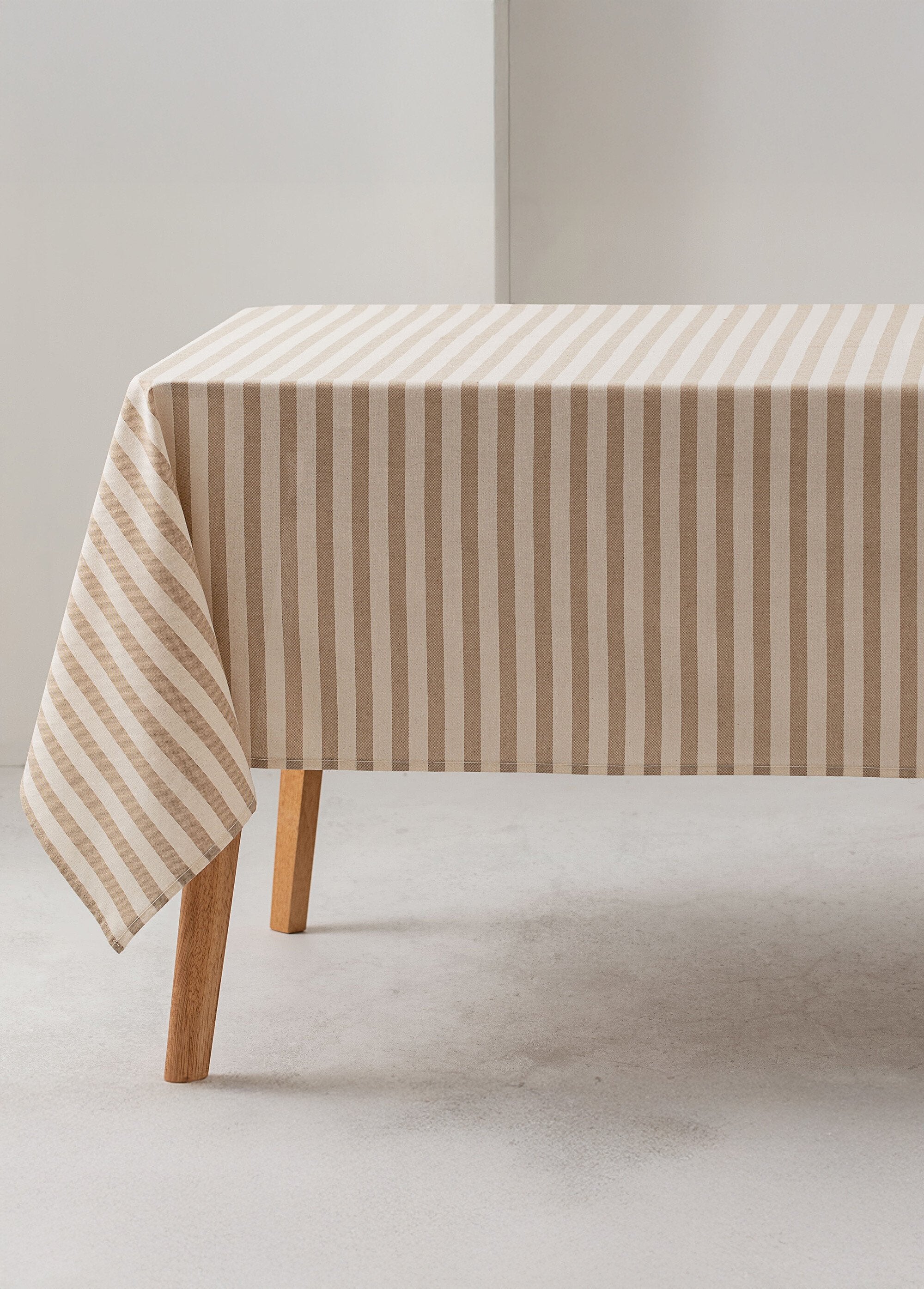 Stain-resistant_pure_cotton_tablecloth,_stripes_Beige_FA1_slim