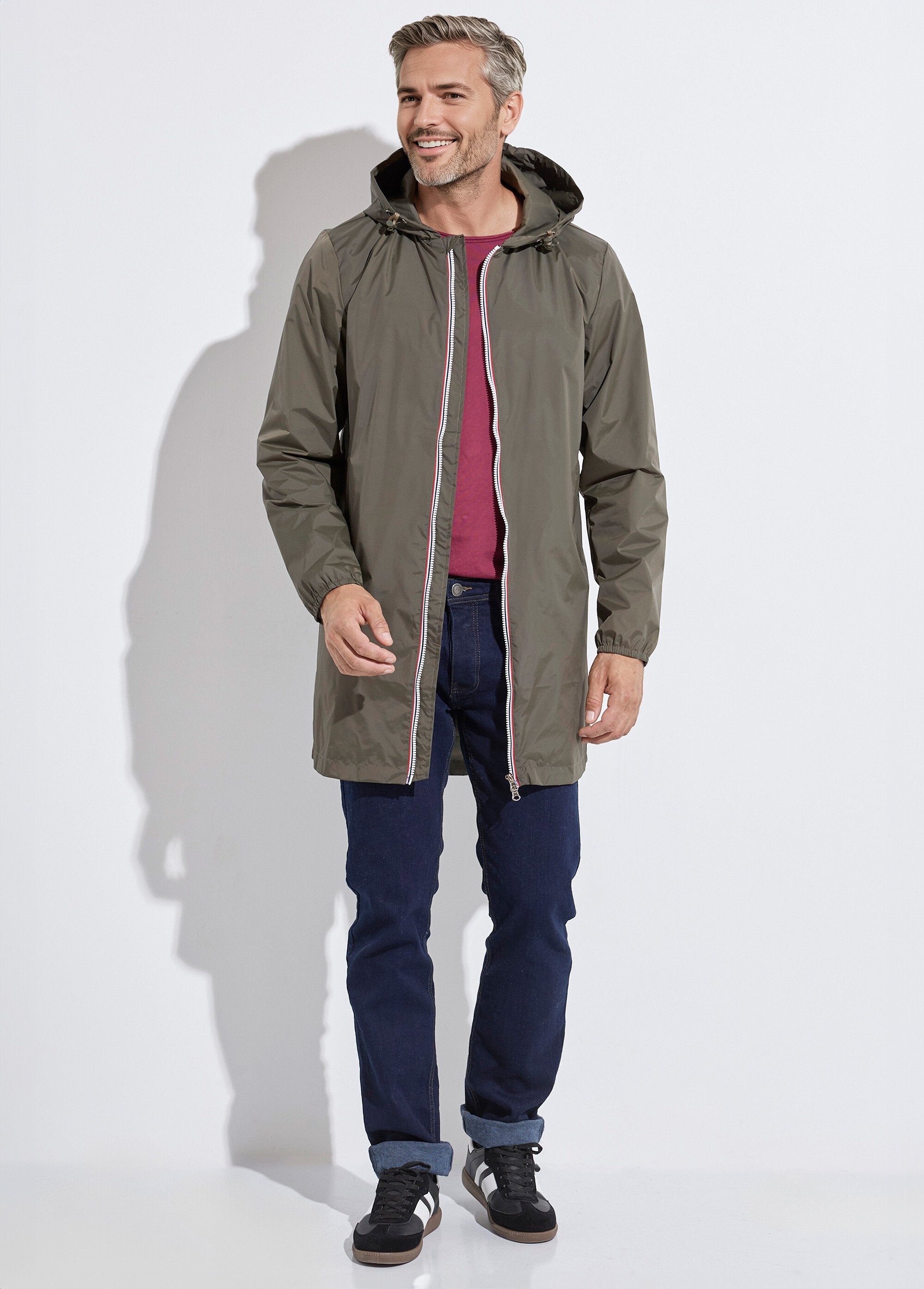 Trendy_long_water-repellent_parka_Khaki_SF1_slim