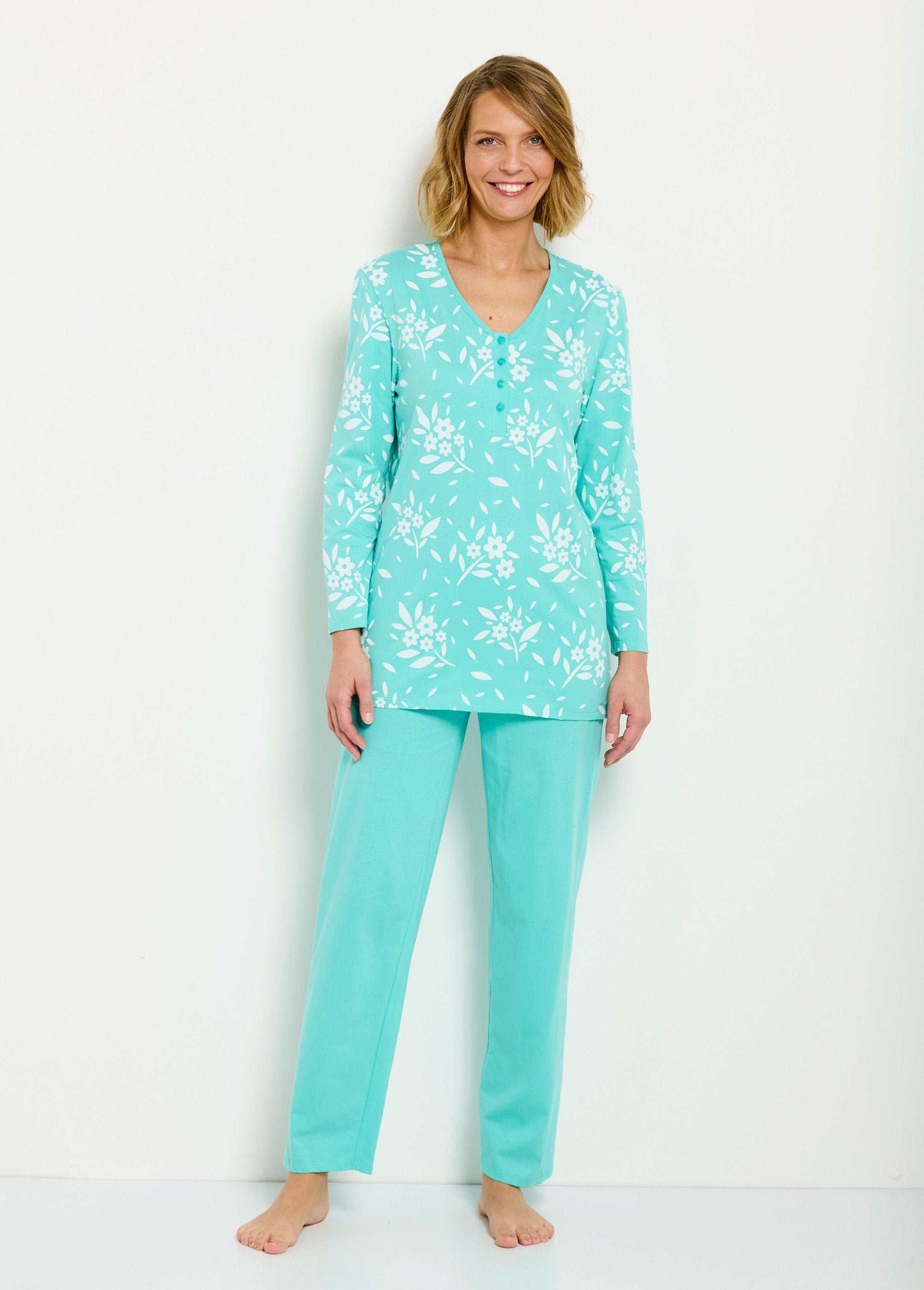 Buttoned_V-neck_cotton_long-sleeved_pajamas_Green_FA1_slim