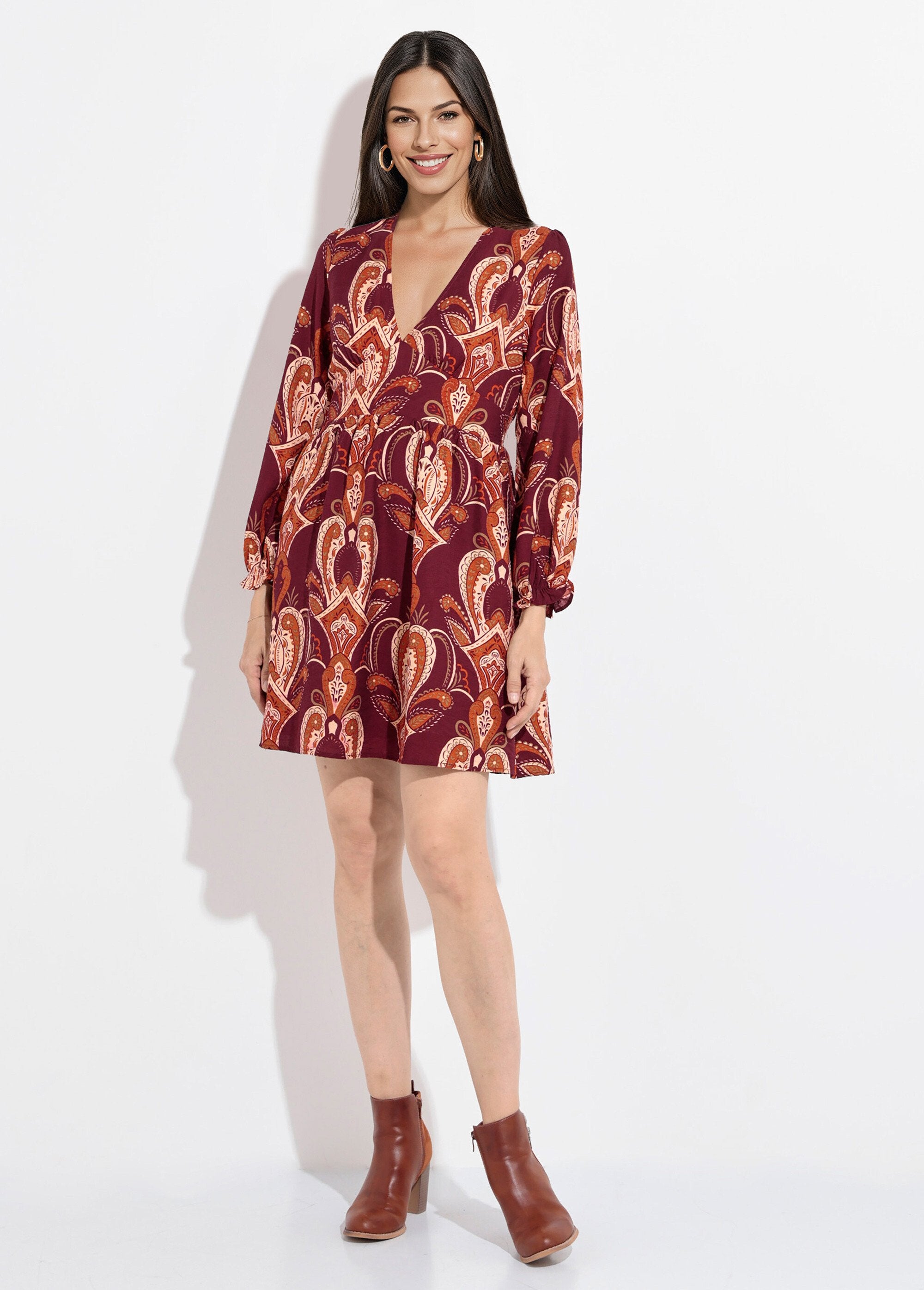 Short_paisley_print_V-neck_dress_Bordeaux_FA1_slim