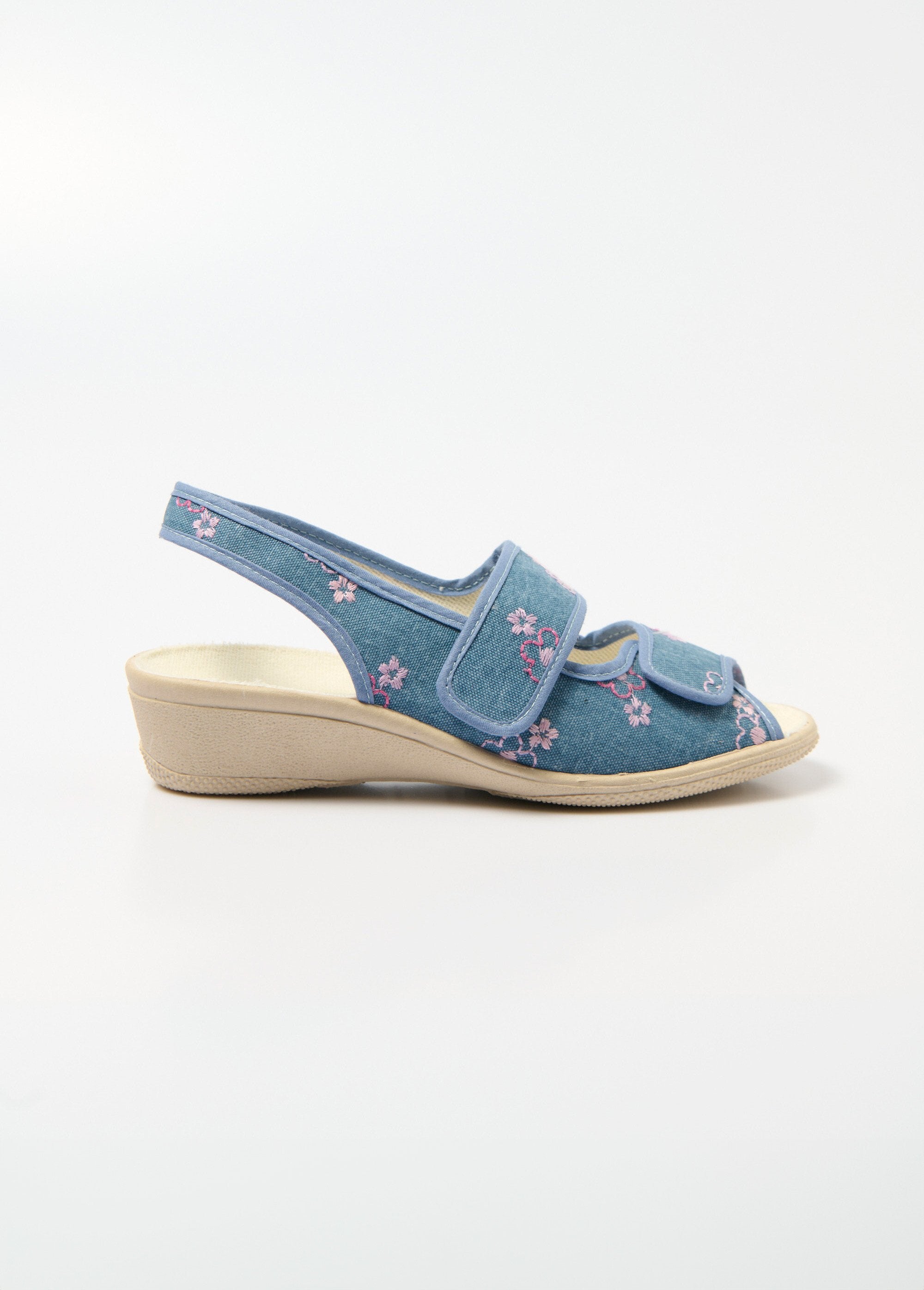 Embroidered_wedge_sandals_comfort_width_velcro_Jeans_DR1_slim