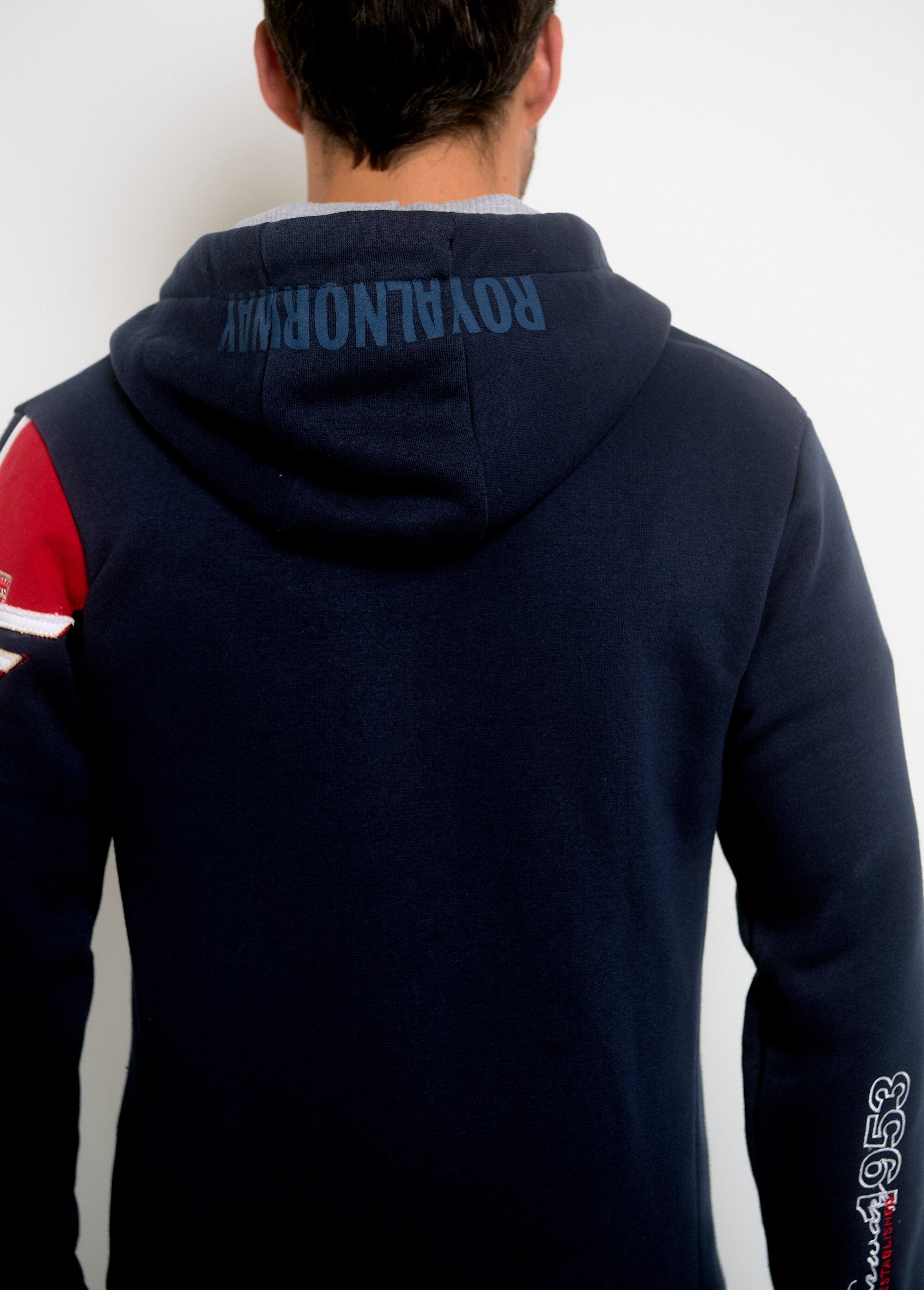 Men's_hoodie_with_inscriptions_Marine_DO2_slim