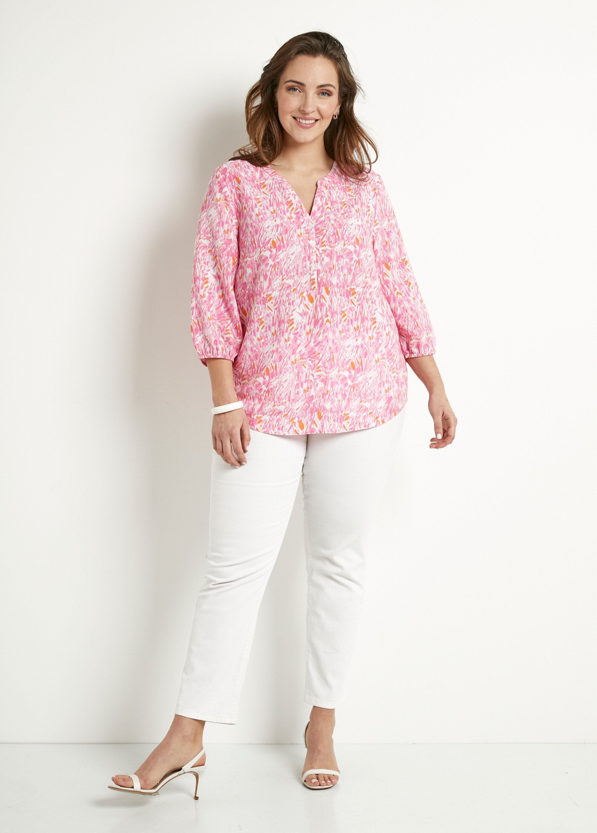 Loose_long_printed_tunic_with_3/4_sleeves_Pink_print_SF1_curvy