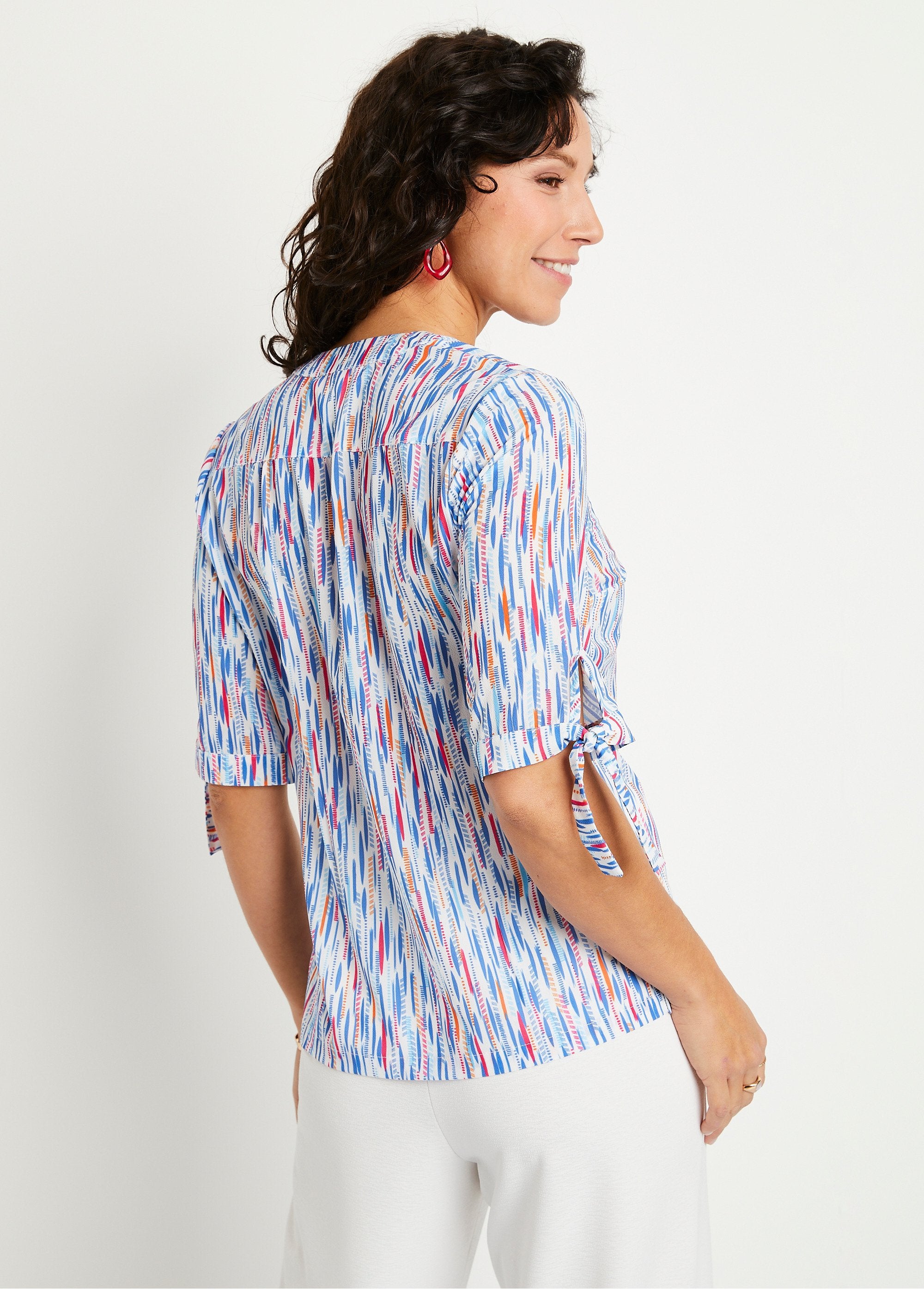 Short-sleeved_straight_tunic_with_ties_Blue_and_fuchsia_DO1_slim