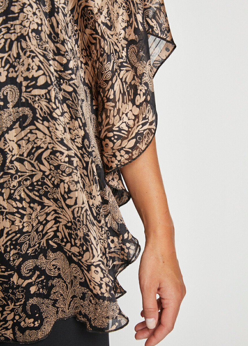 Printed_batwing_sleeve_tunic_Black_background_DE2_slim