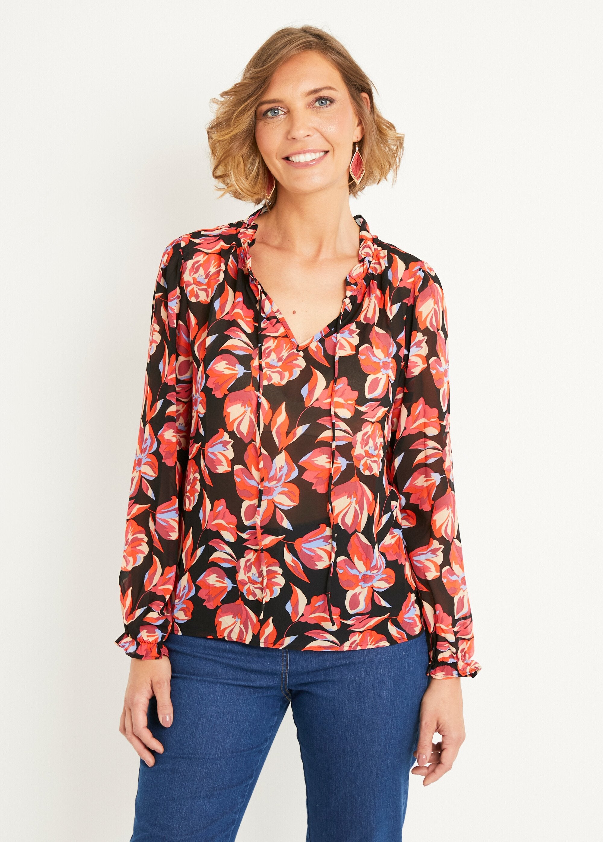 Flower_print_voile_tunic_with_V-neck_ties_Black_prints_FA1_slim