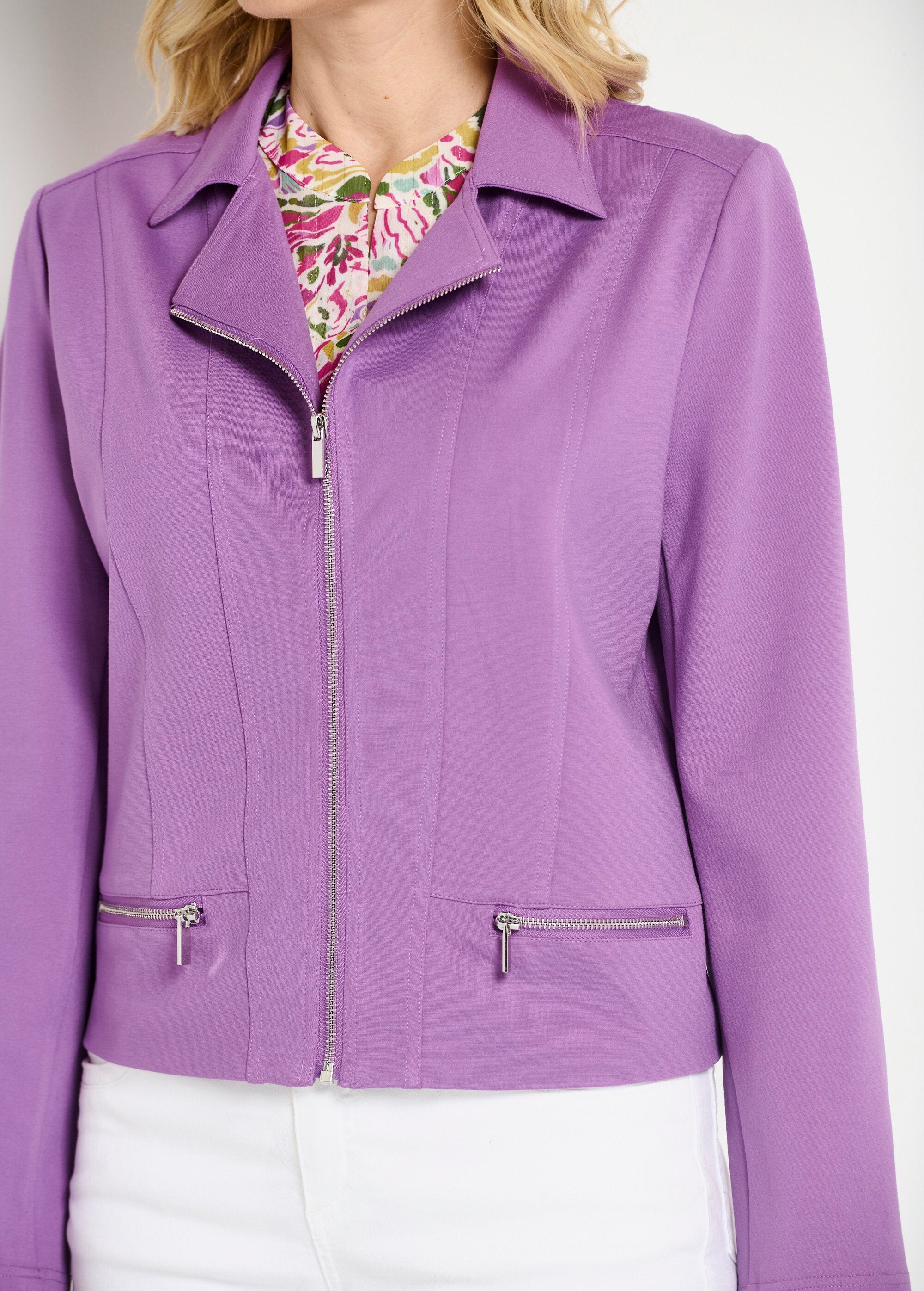 Short_straight_zipped_jacket_in_Milano_knit_Purple_DE2_slim